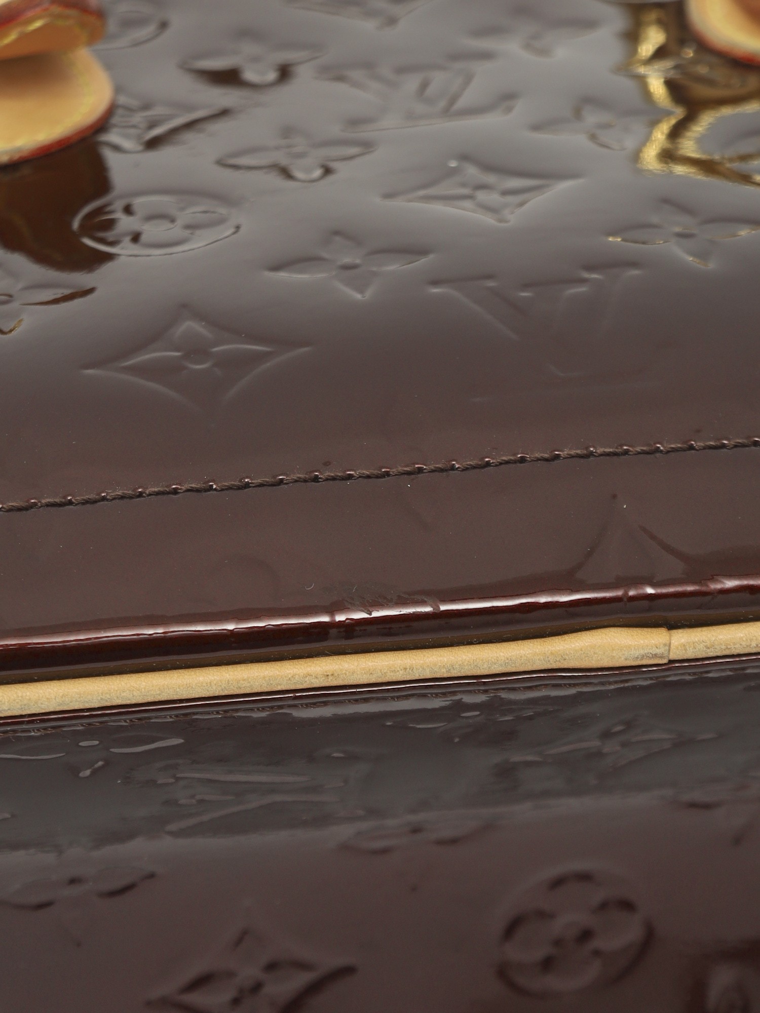 Louis Vuitton Summit Drive 8