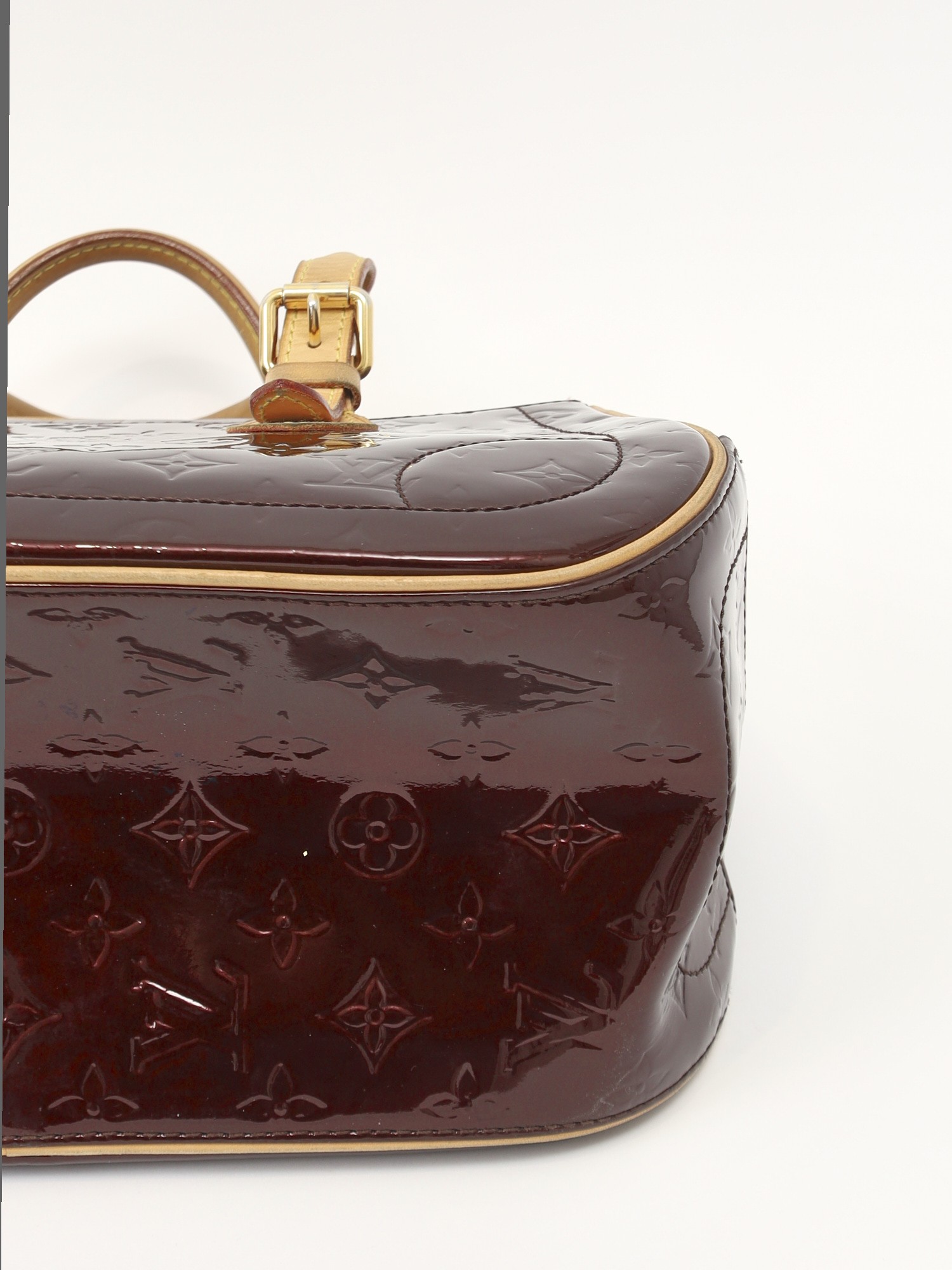 Louis Vuitton Summit Drive 7