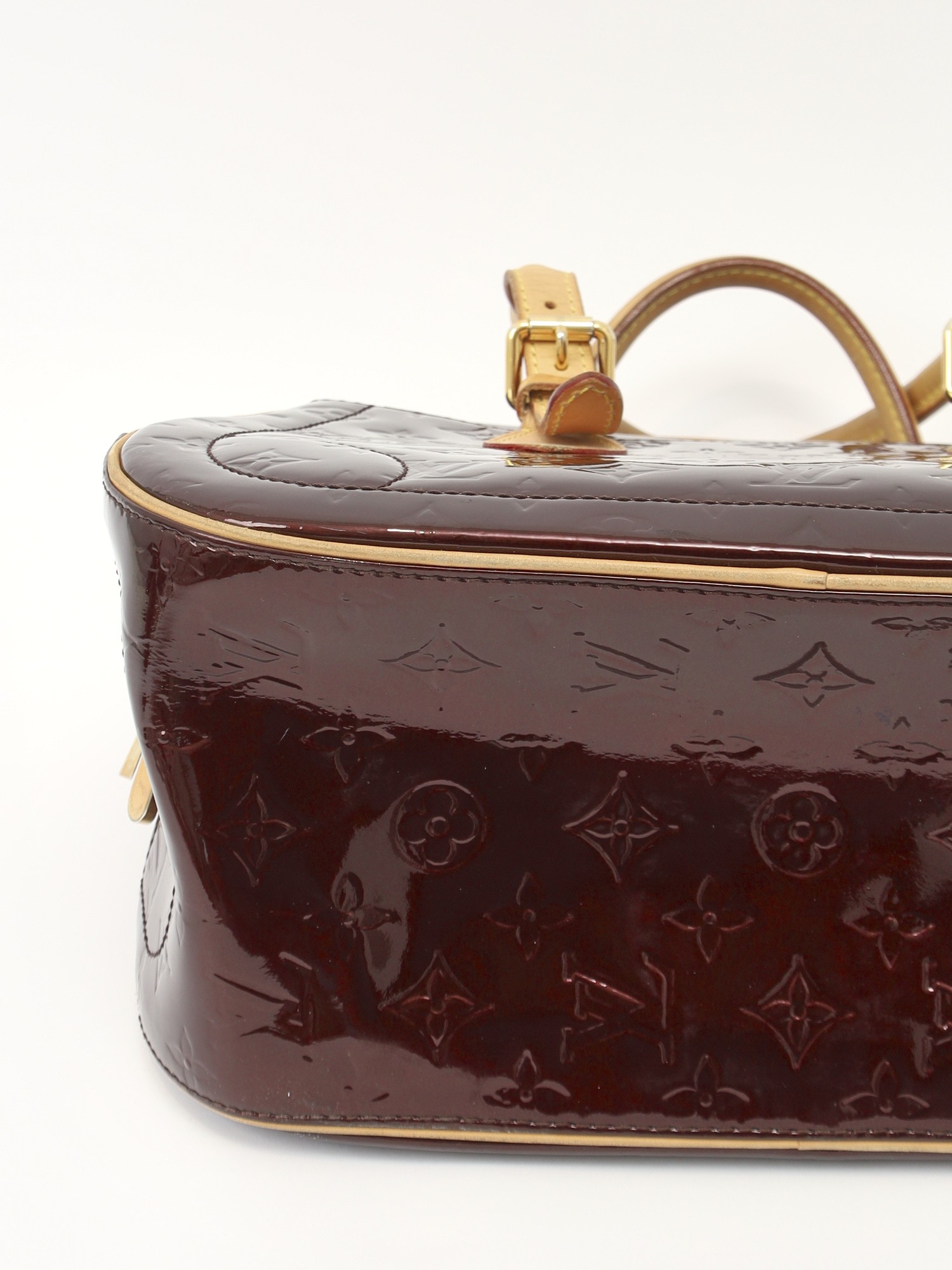 Louis Vuitton Summit Drive 6