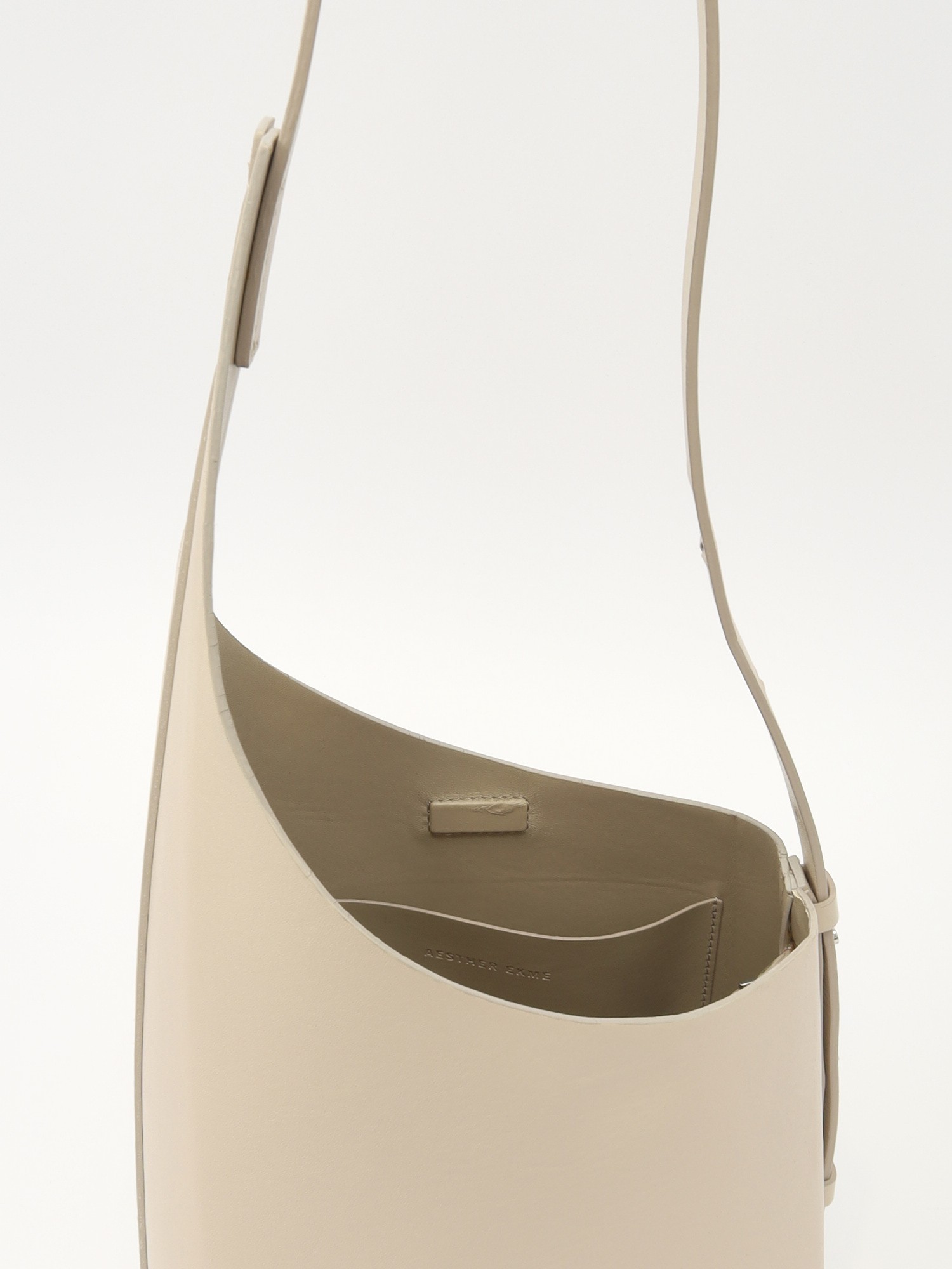 Aesther Ekme Demi Lune 4