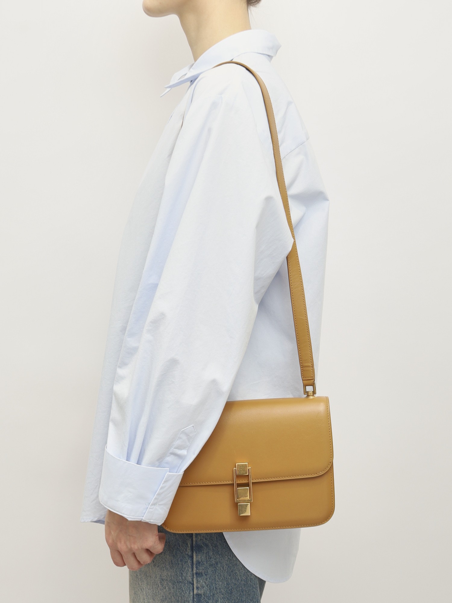 Saint Laurent Le Carre 1