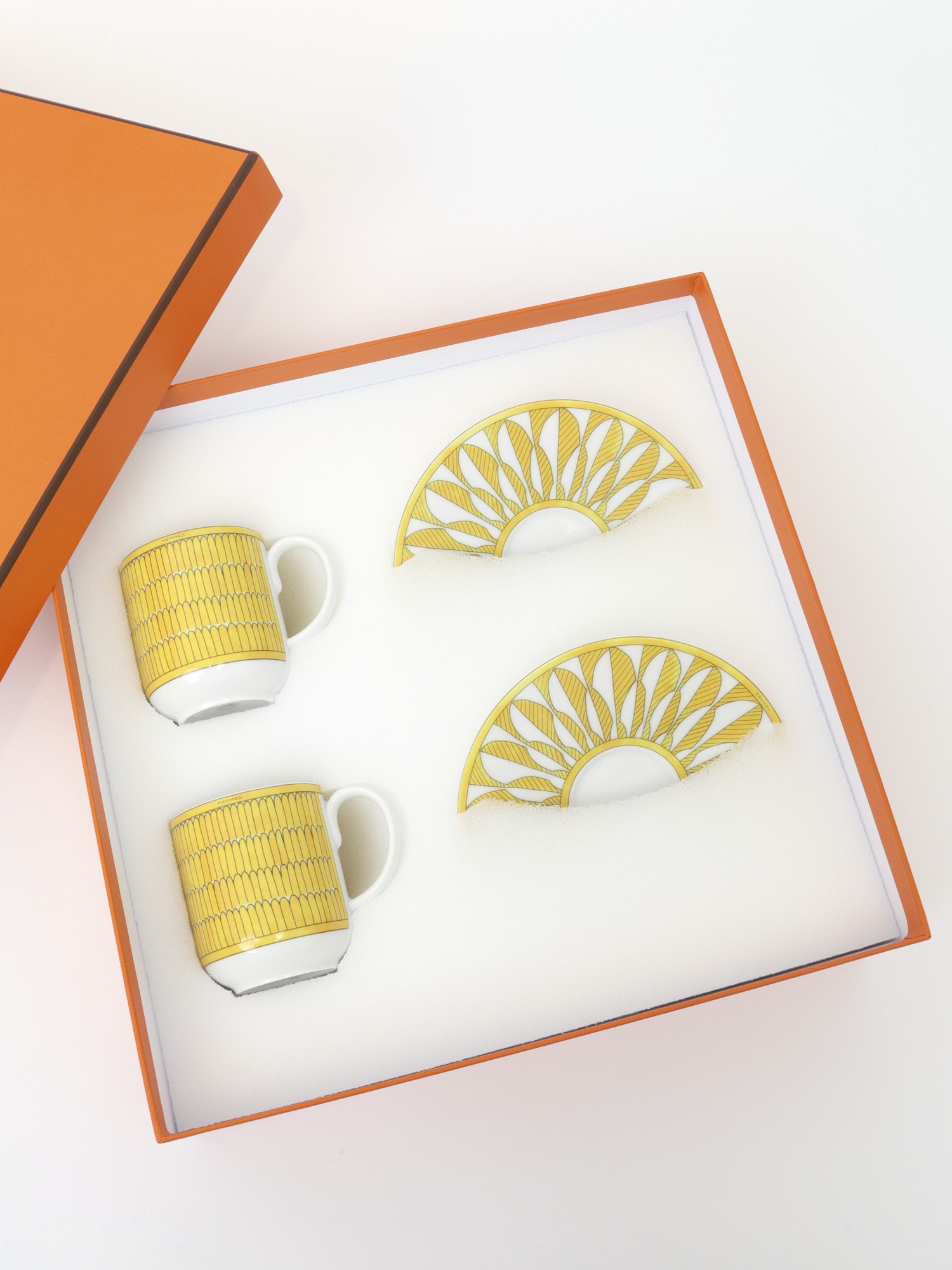 Hermes Set of cups 1