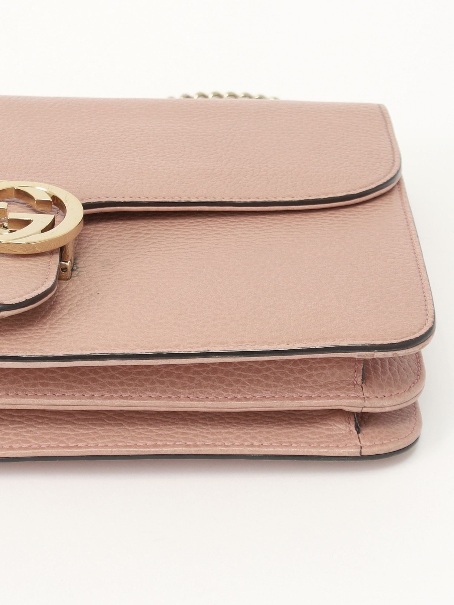 Gucci Interlocking 7