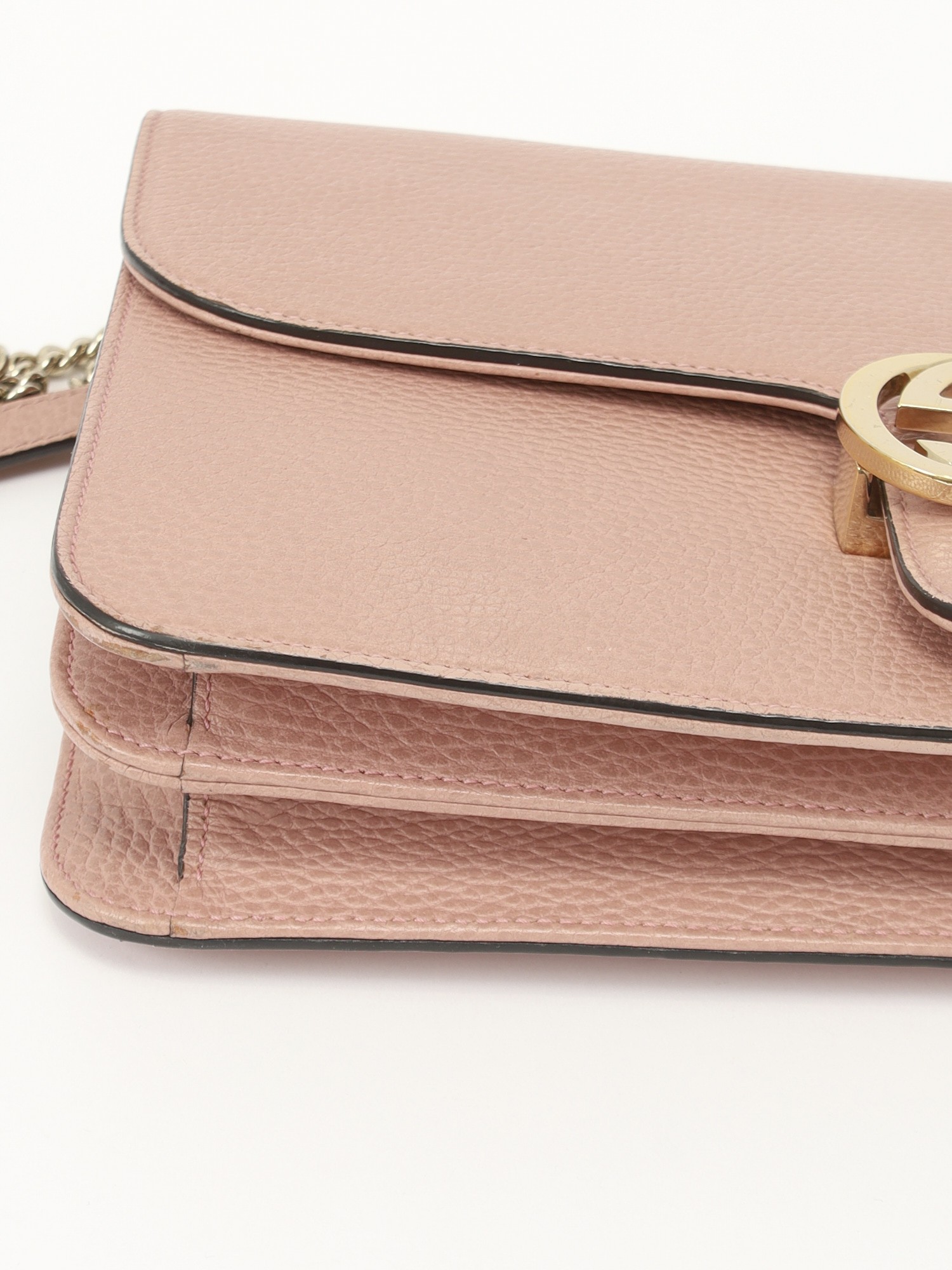 Gucci Interlocking 6