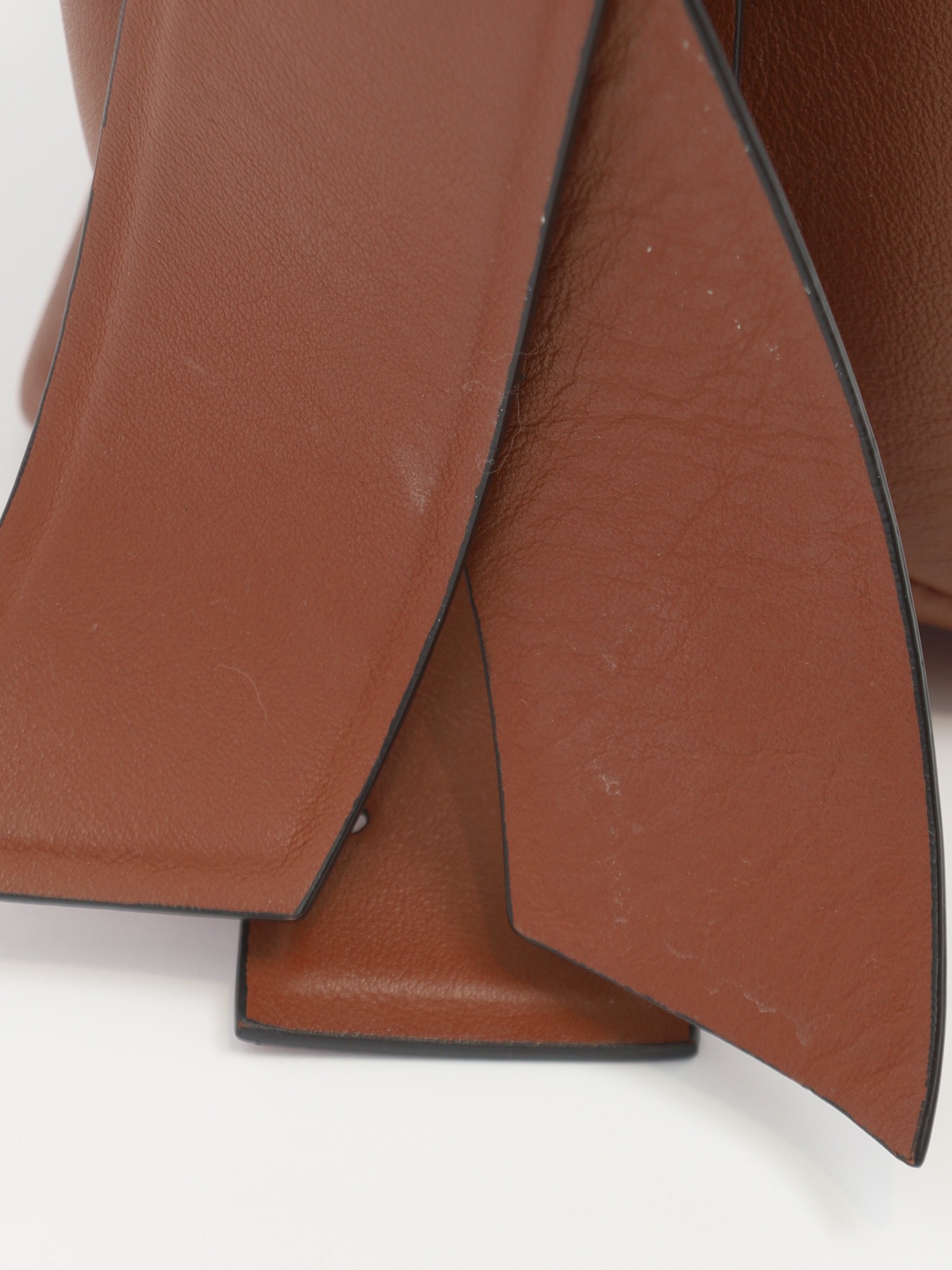 Acne Studios Musubi 8