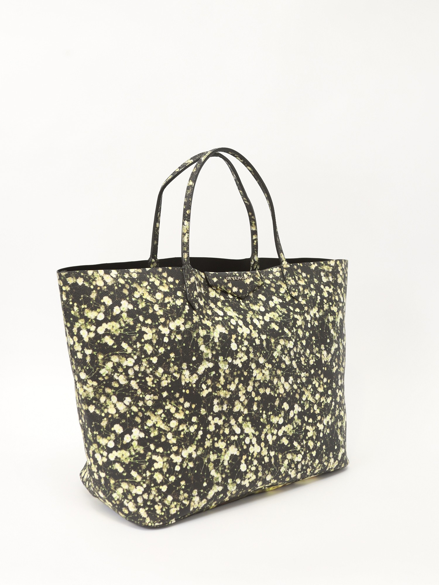Givenchy Antigona  2