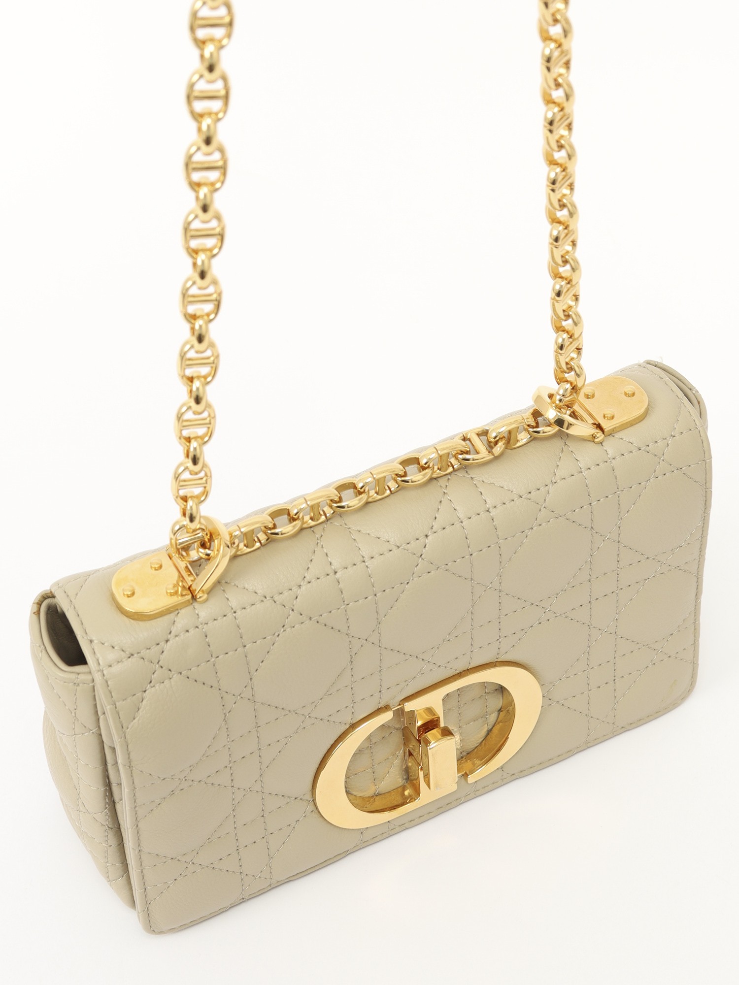 Dior Caro  5