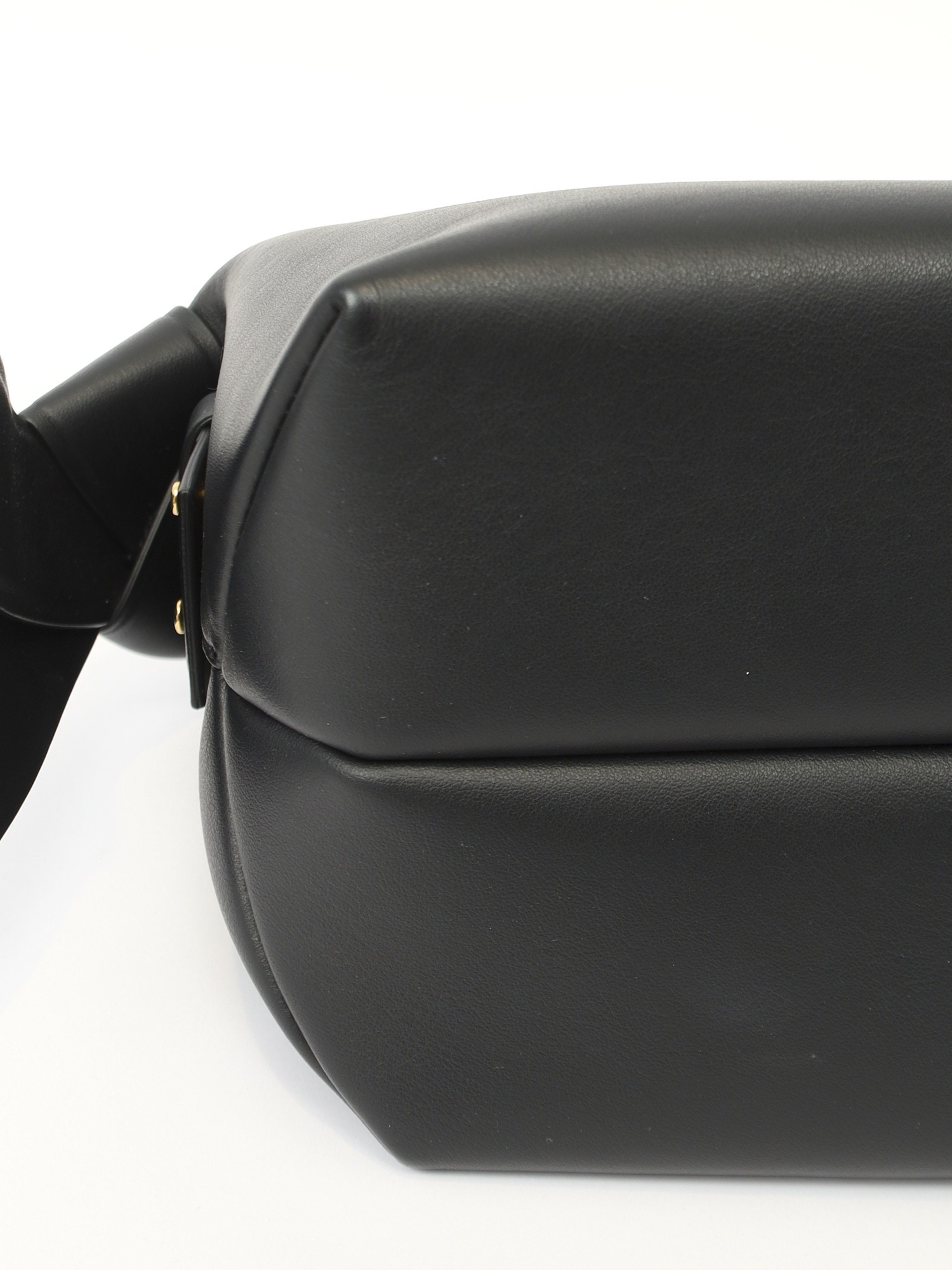 Acne Studios Musubi 8