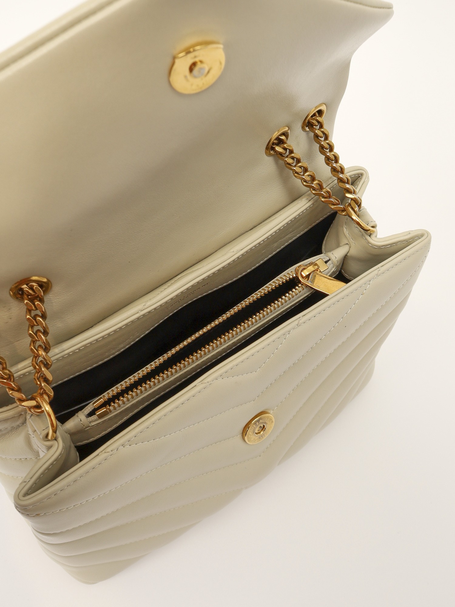 Saint Laurent Loulou 8