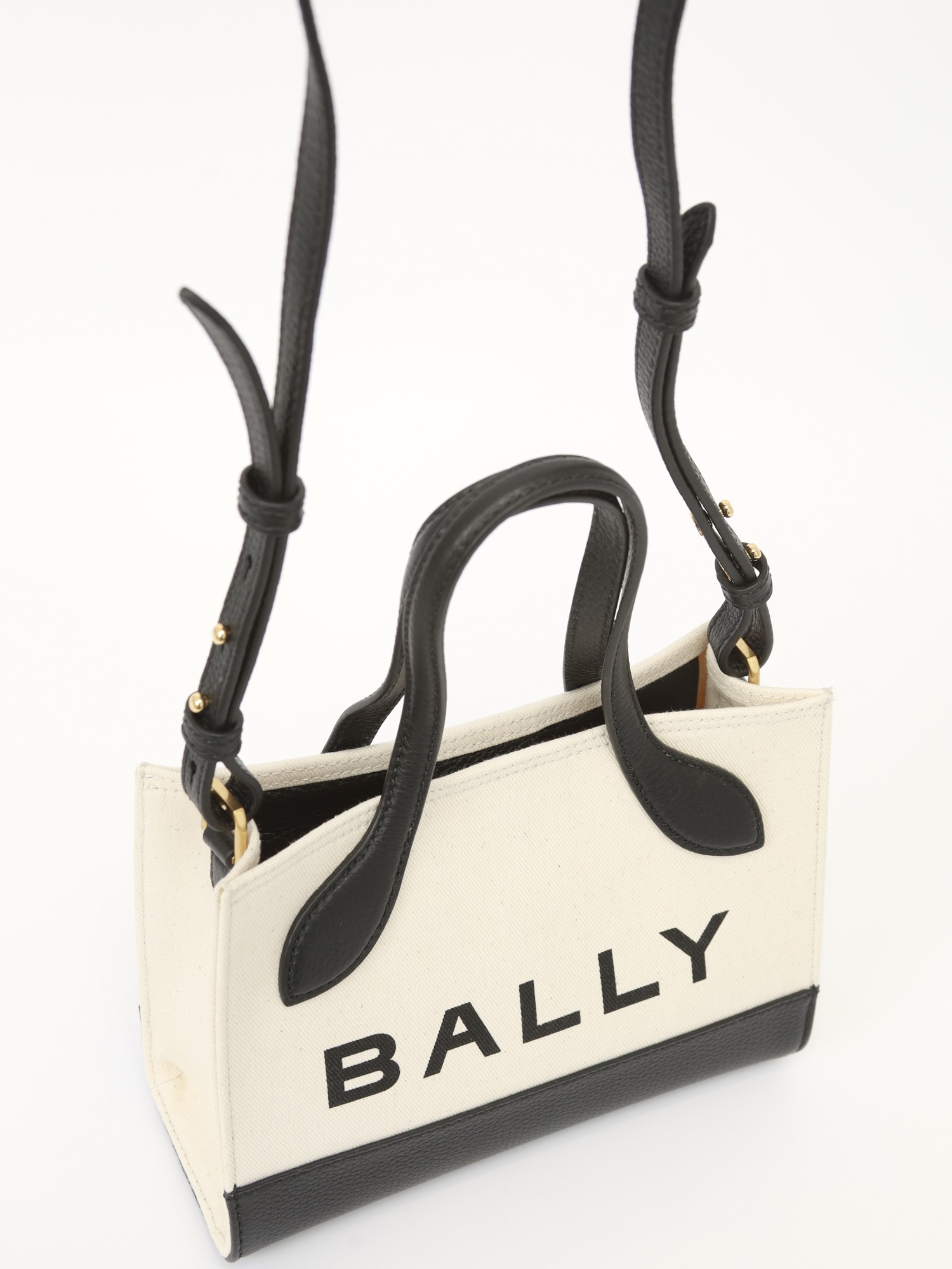 Bally Bar  6