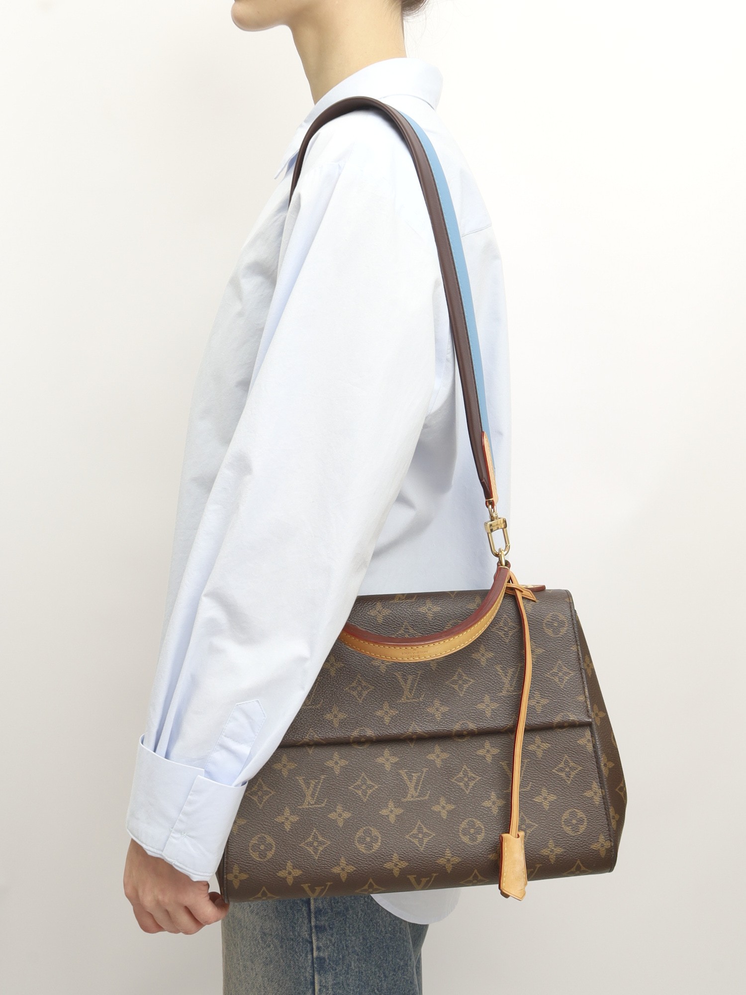 Louis Vuitton Cluny 1