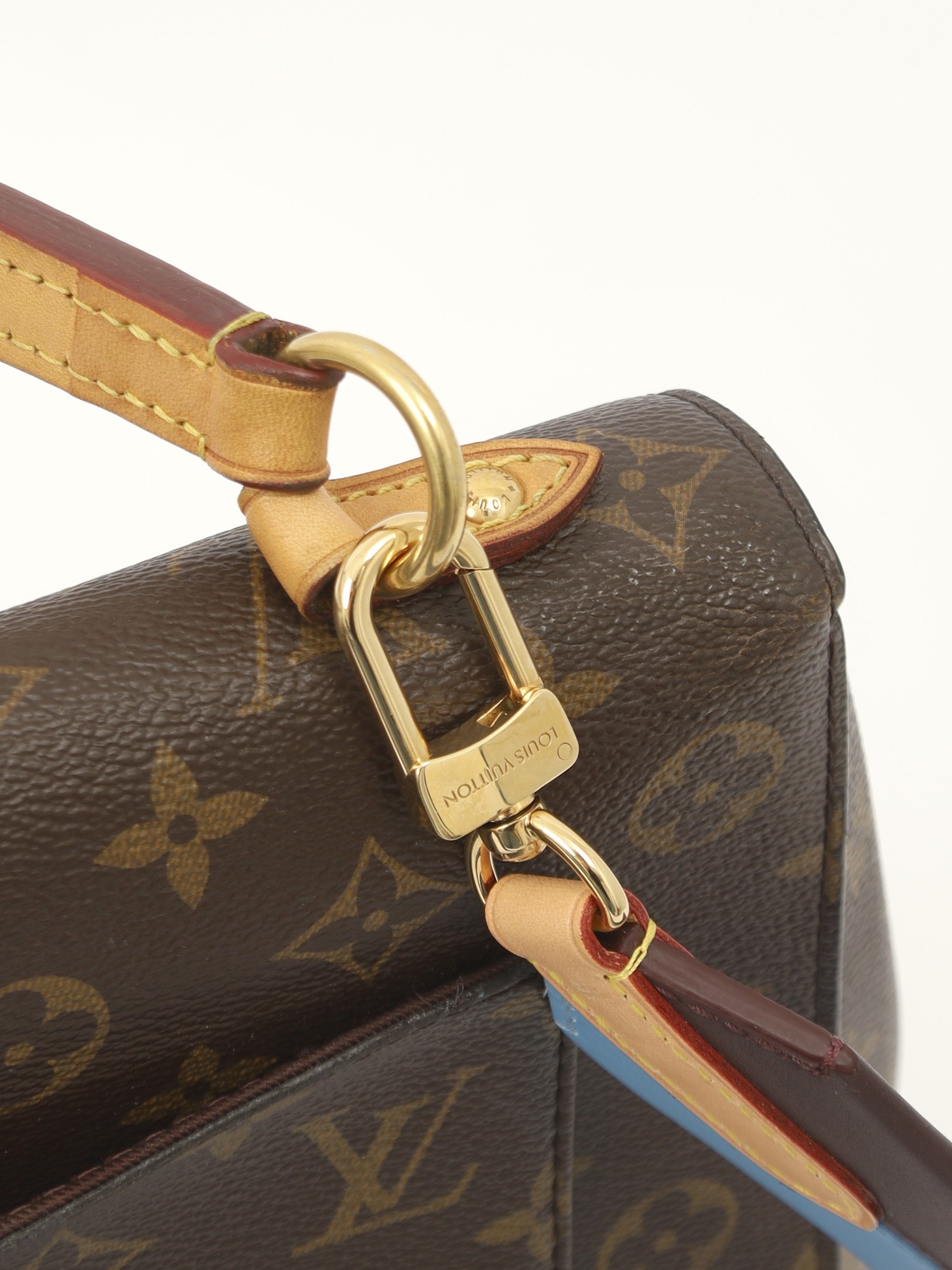 Louis Vuitton Cluny 7