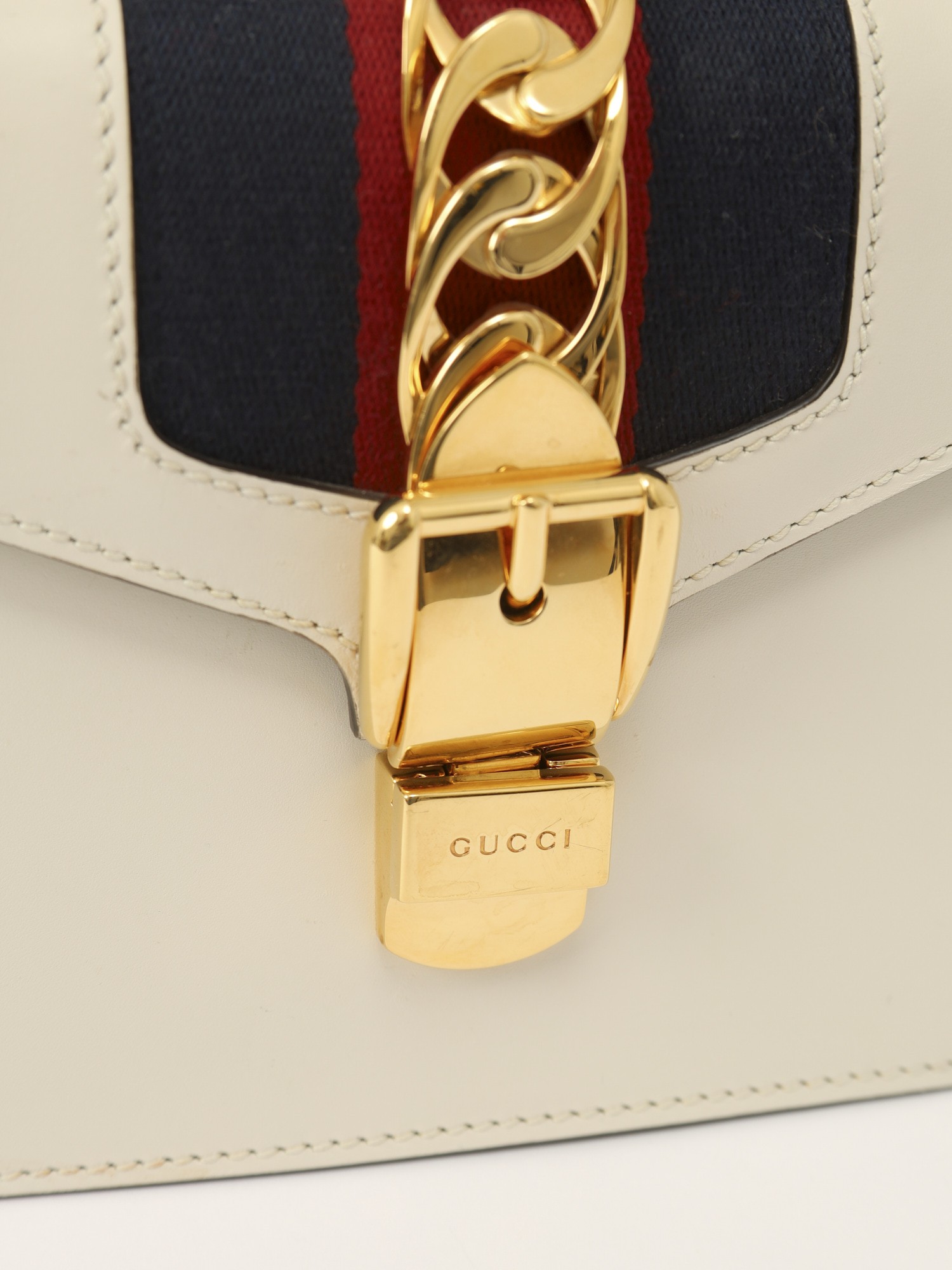 Gucci Sylvie 6