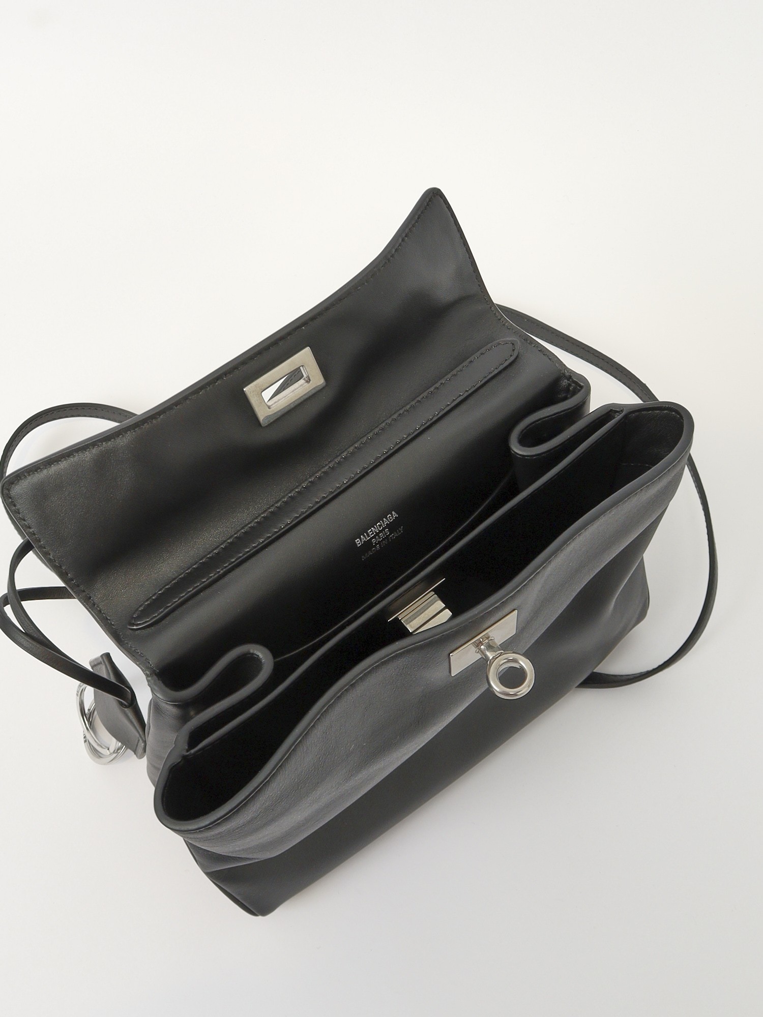 Balenciaga Rodeo  13