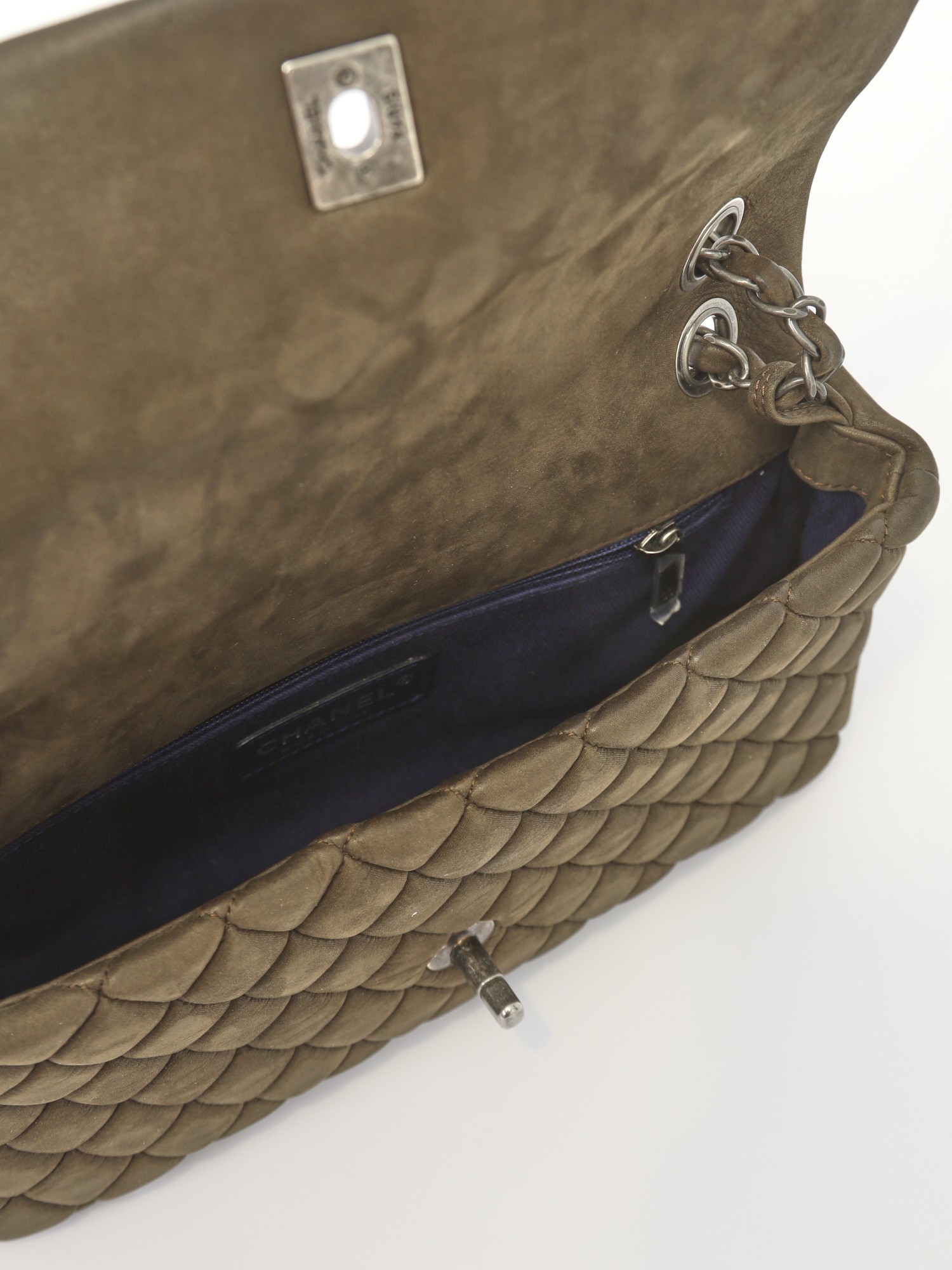 Chanel Leather Bag 8