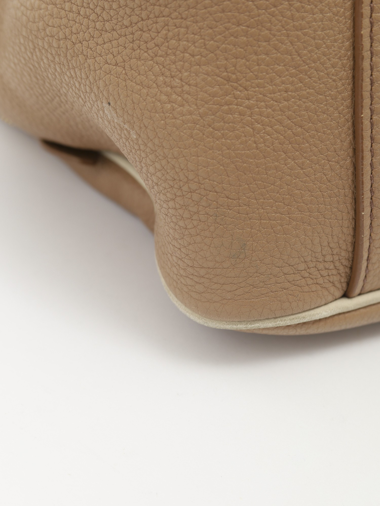 Miu Miu Leather Bag 17