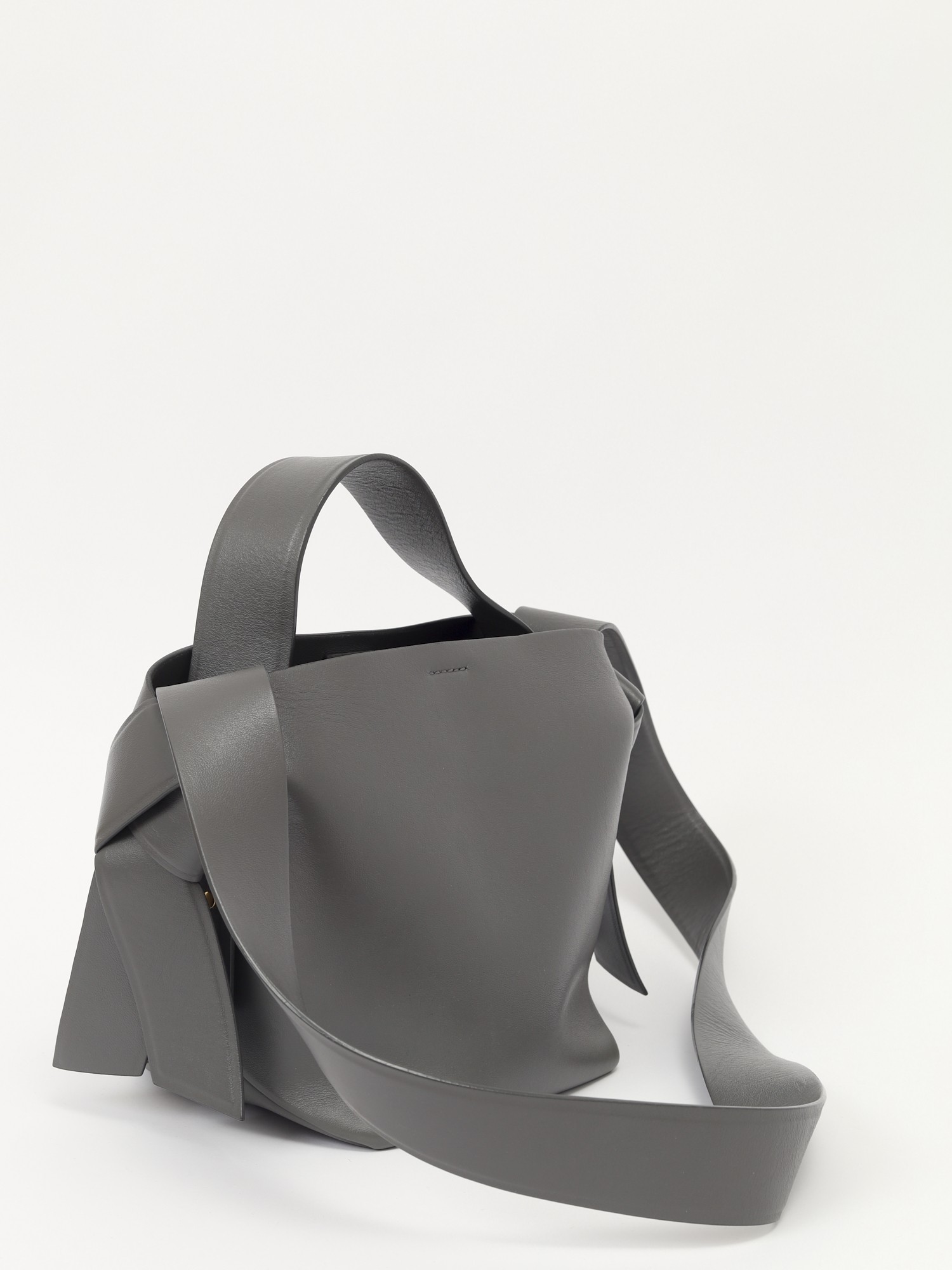 Acne Studios Musubi 3