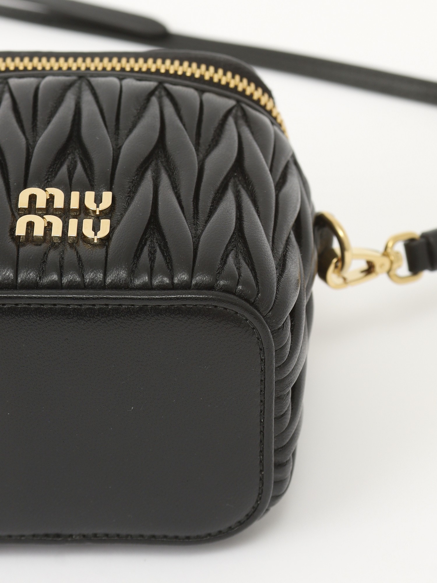 Miu Miu Leather bag 9