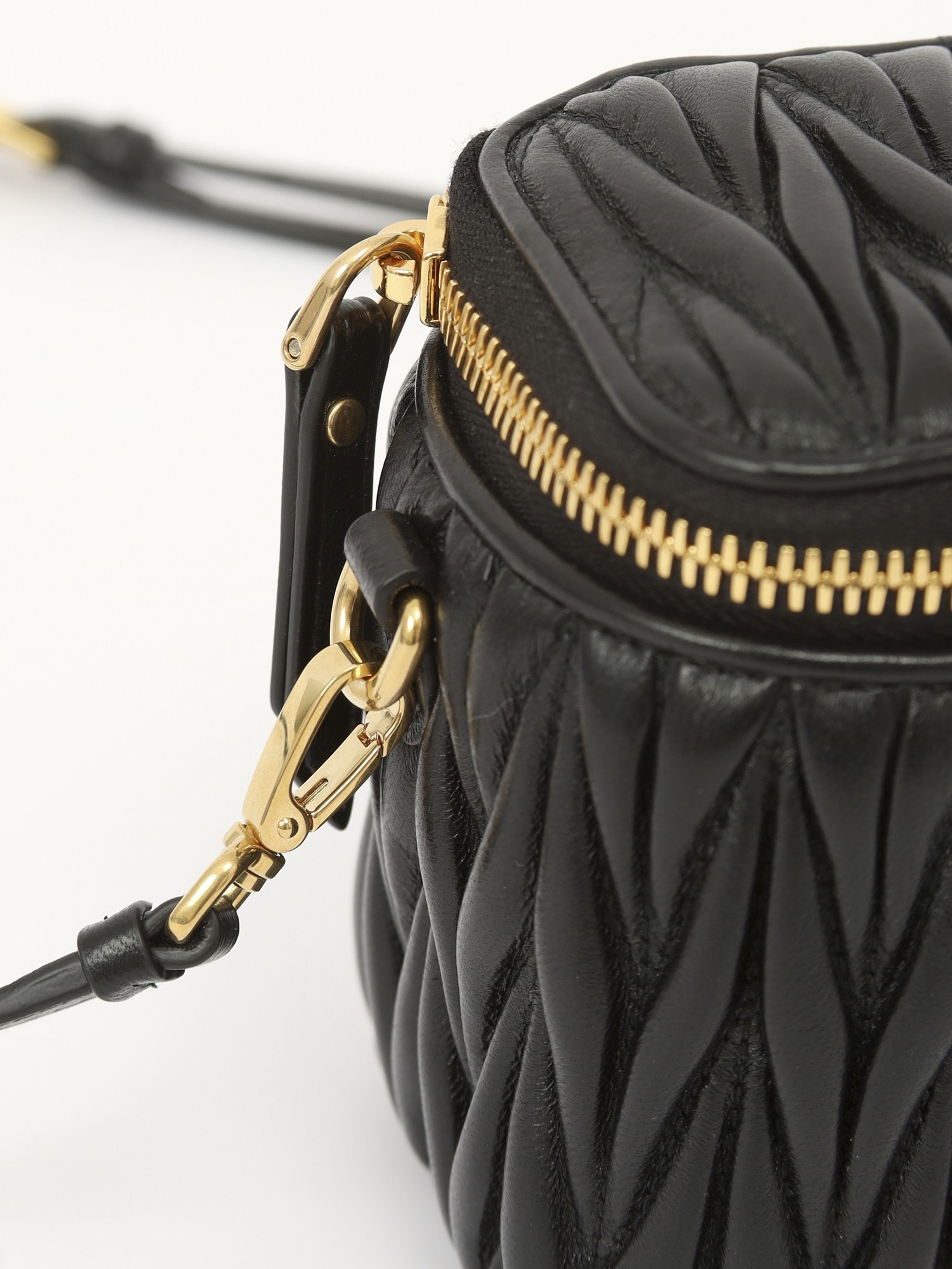 Miu Miu Leather bag 6