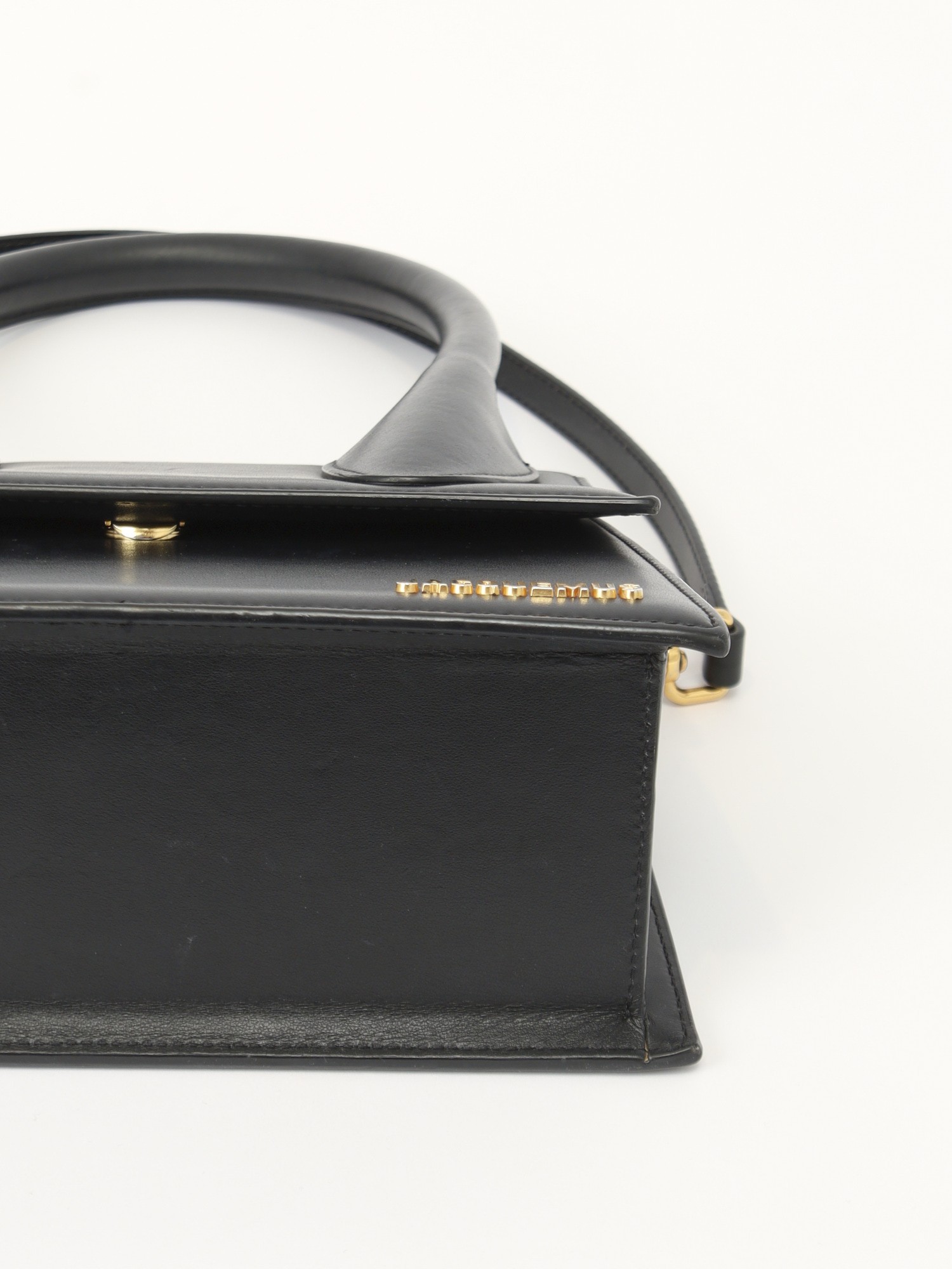 Jacquemus Le Chiquito 9