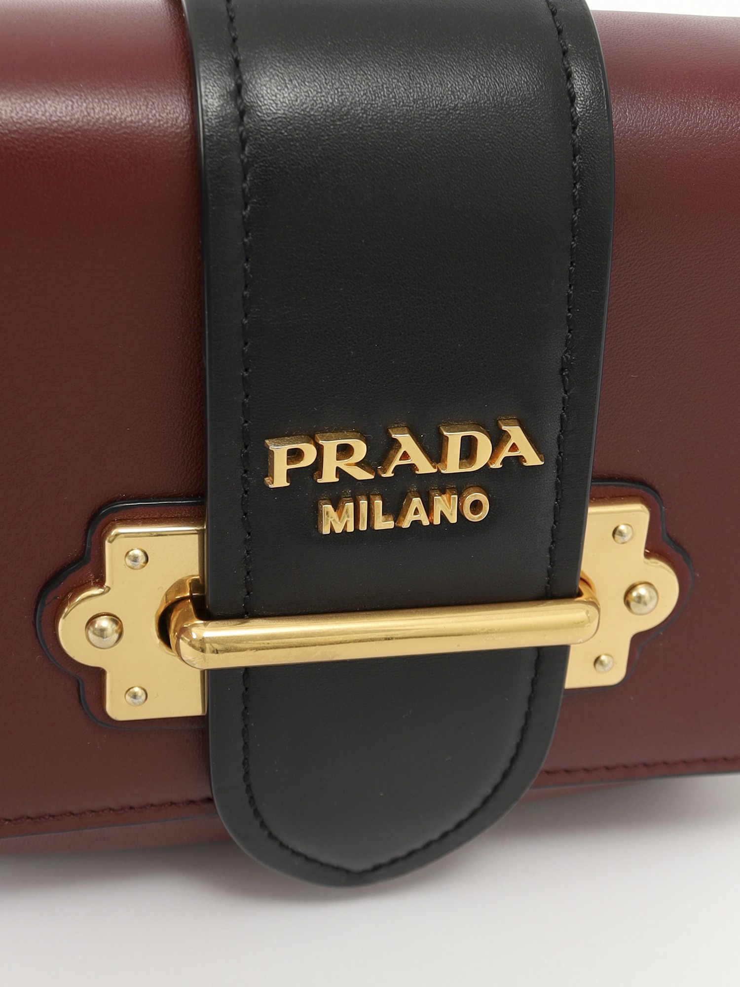 Prada Cahier  5