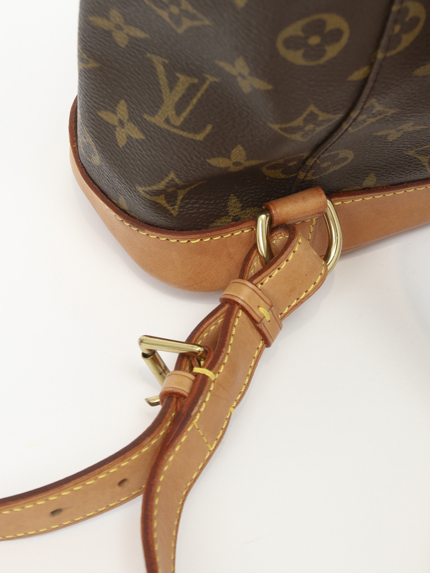 Louis Vuitton Montsouris  9