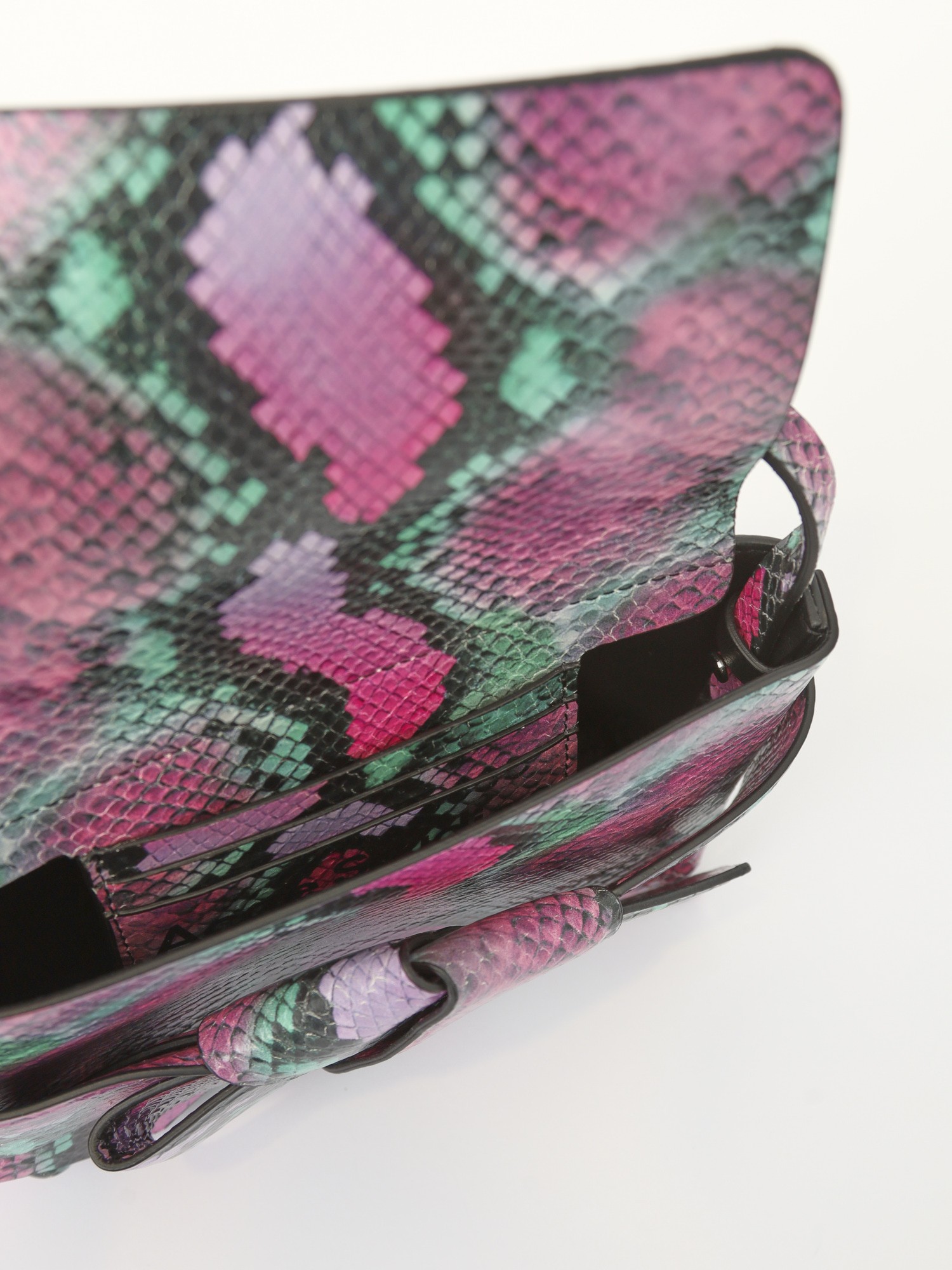 Acne Studios Musubi 7