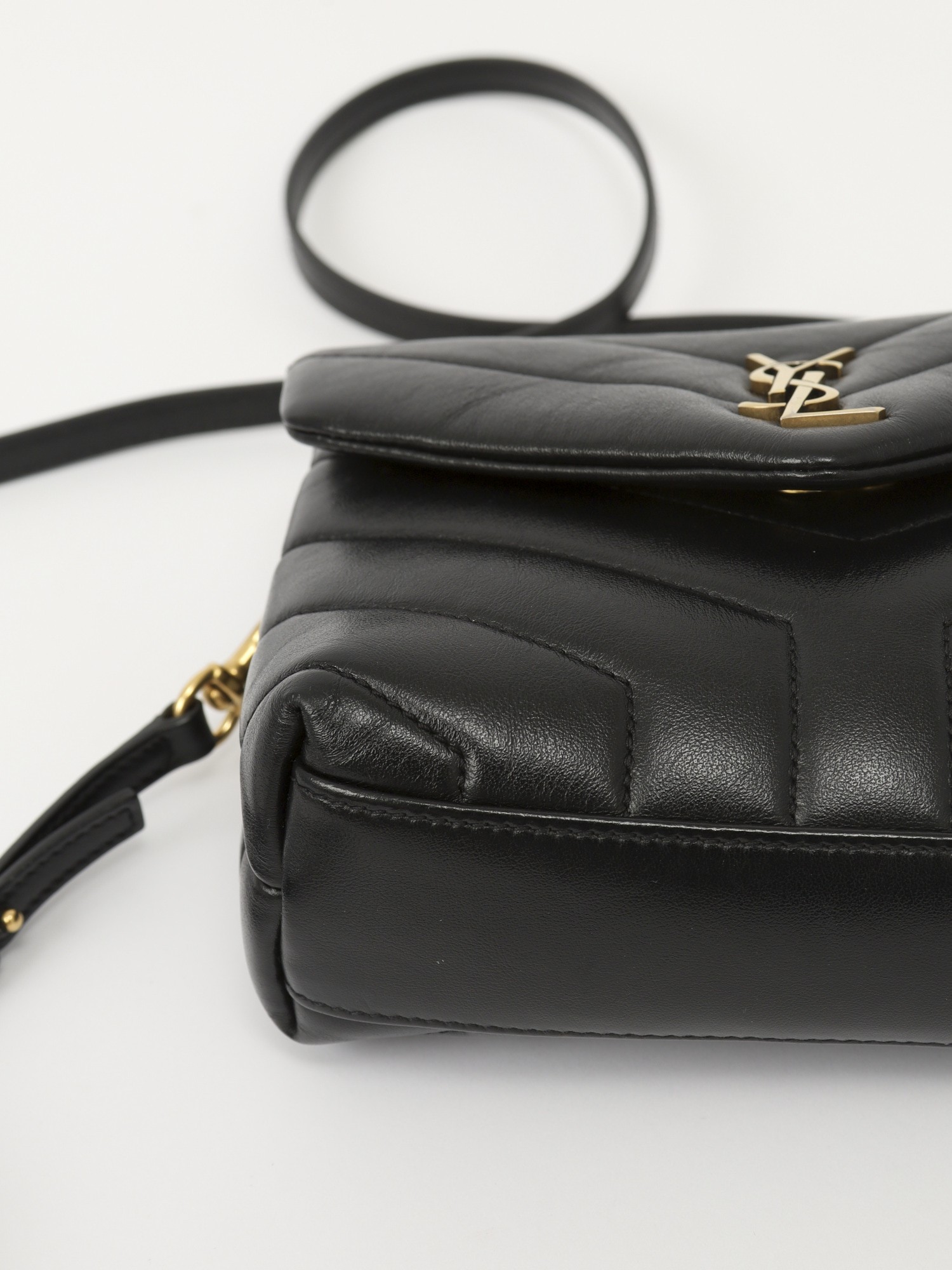 Saint Laurent Loulou 6