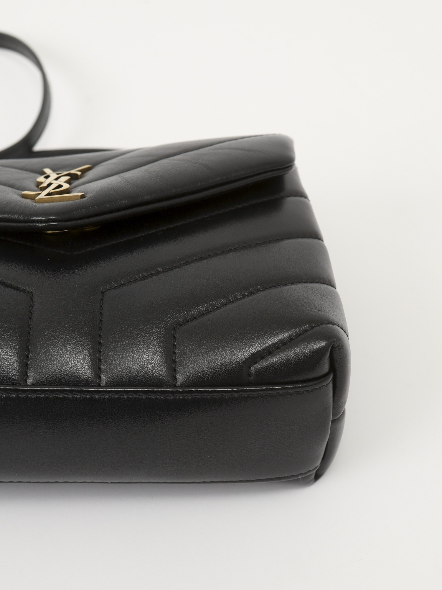 Saint Laurent Loulou 7