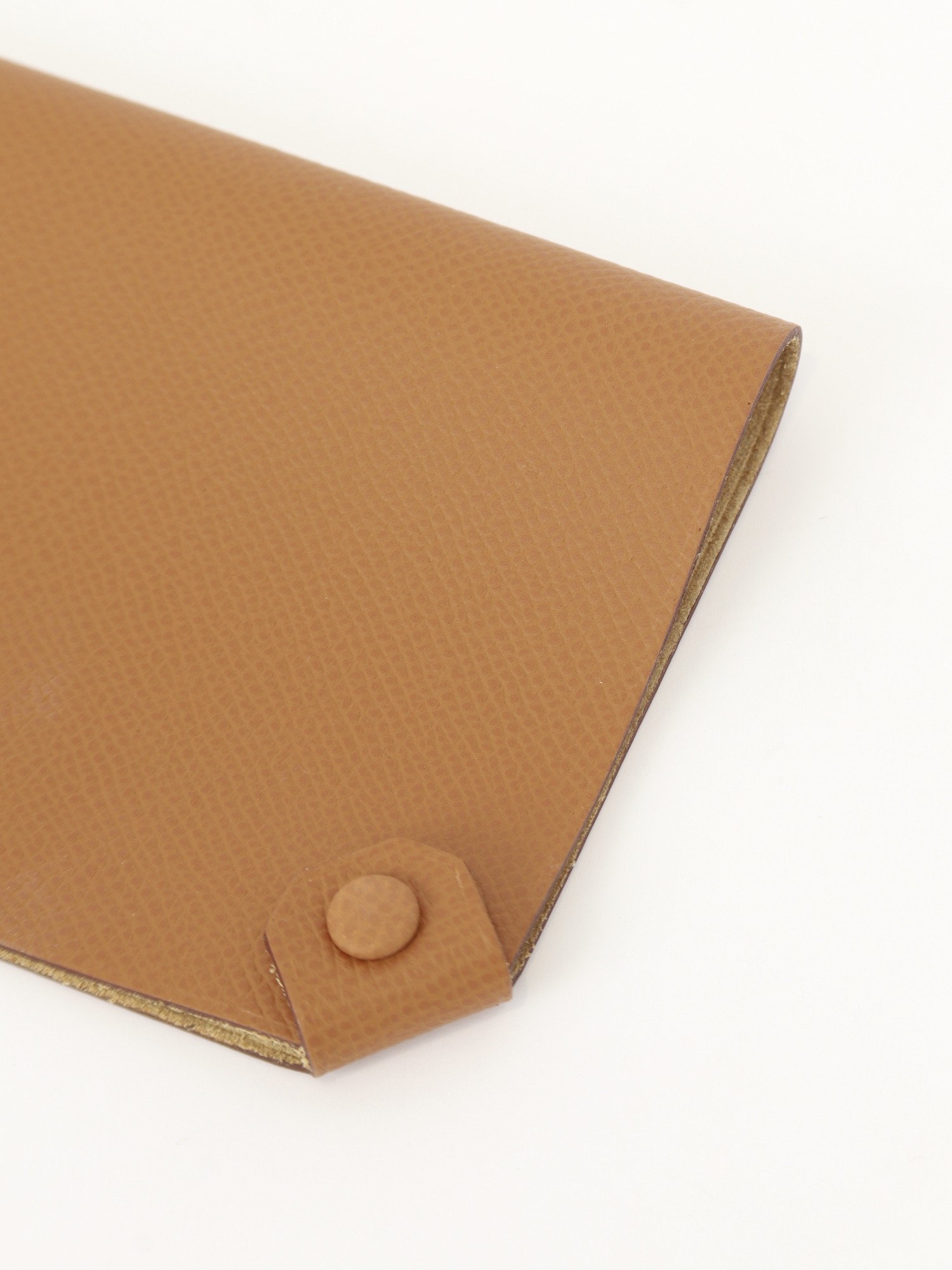 Hermes Cover for documents 4