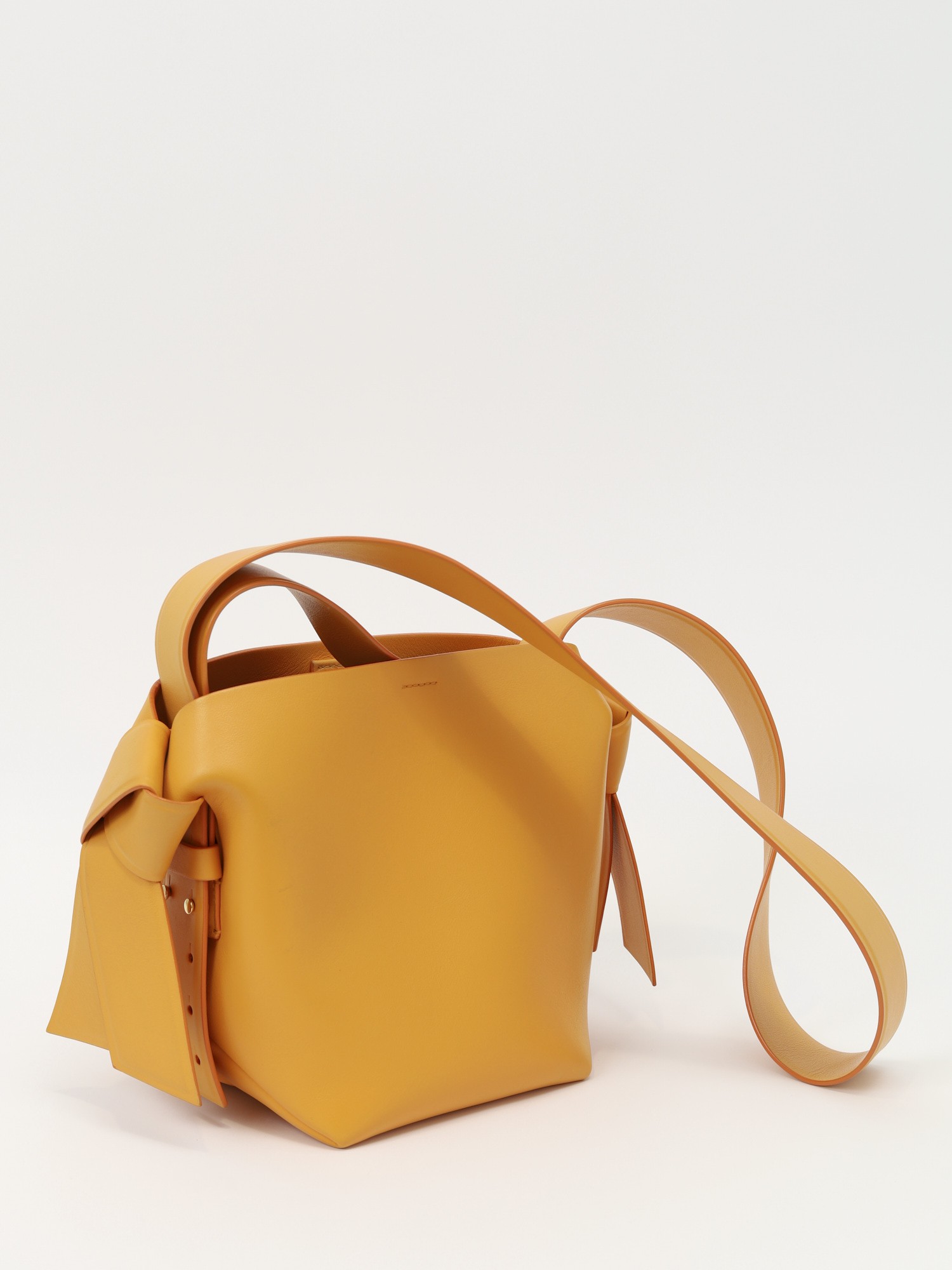 Acne Studios Musubi 3
