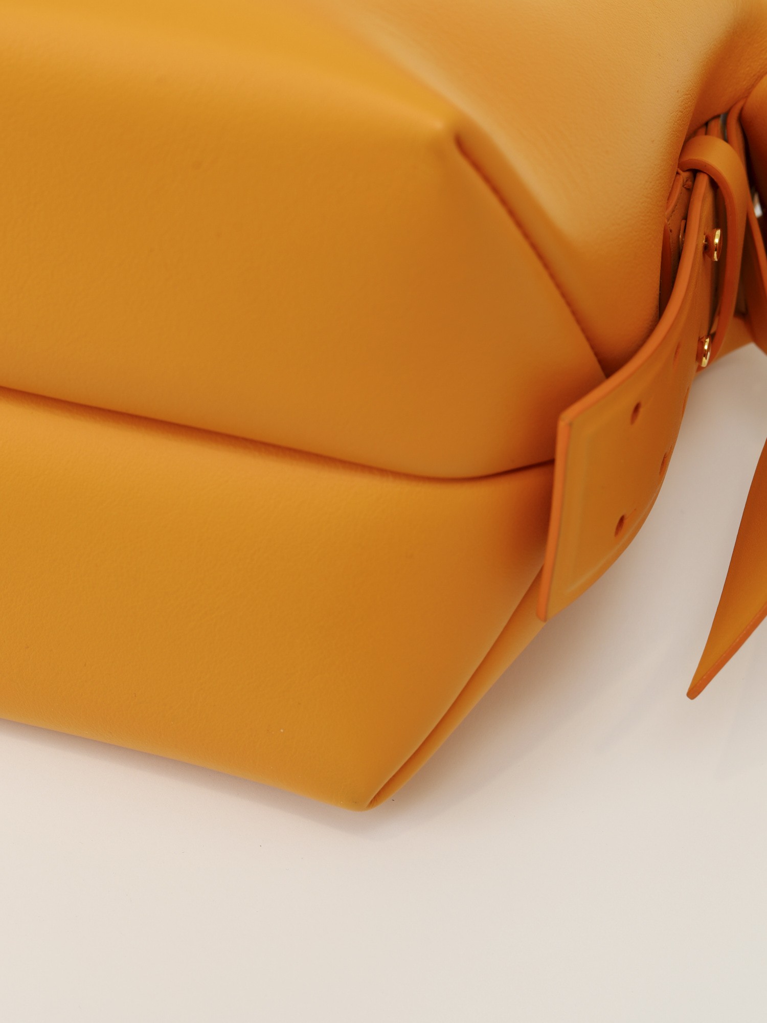 Acne Studios Musubi 14