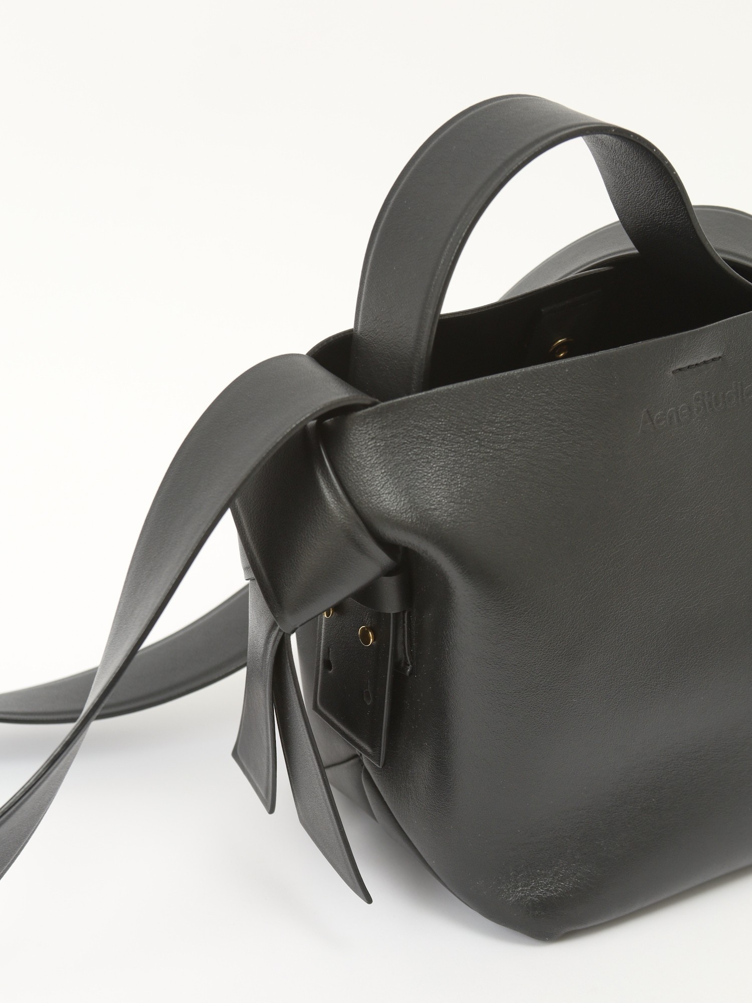 Acne Studios Musubi  6