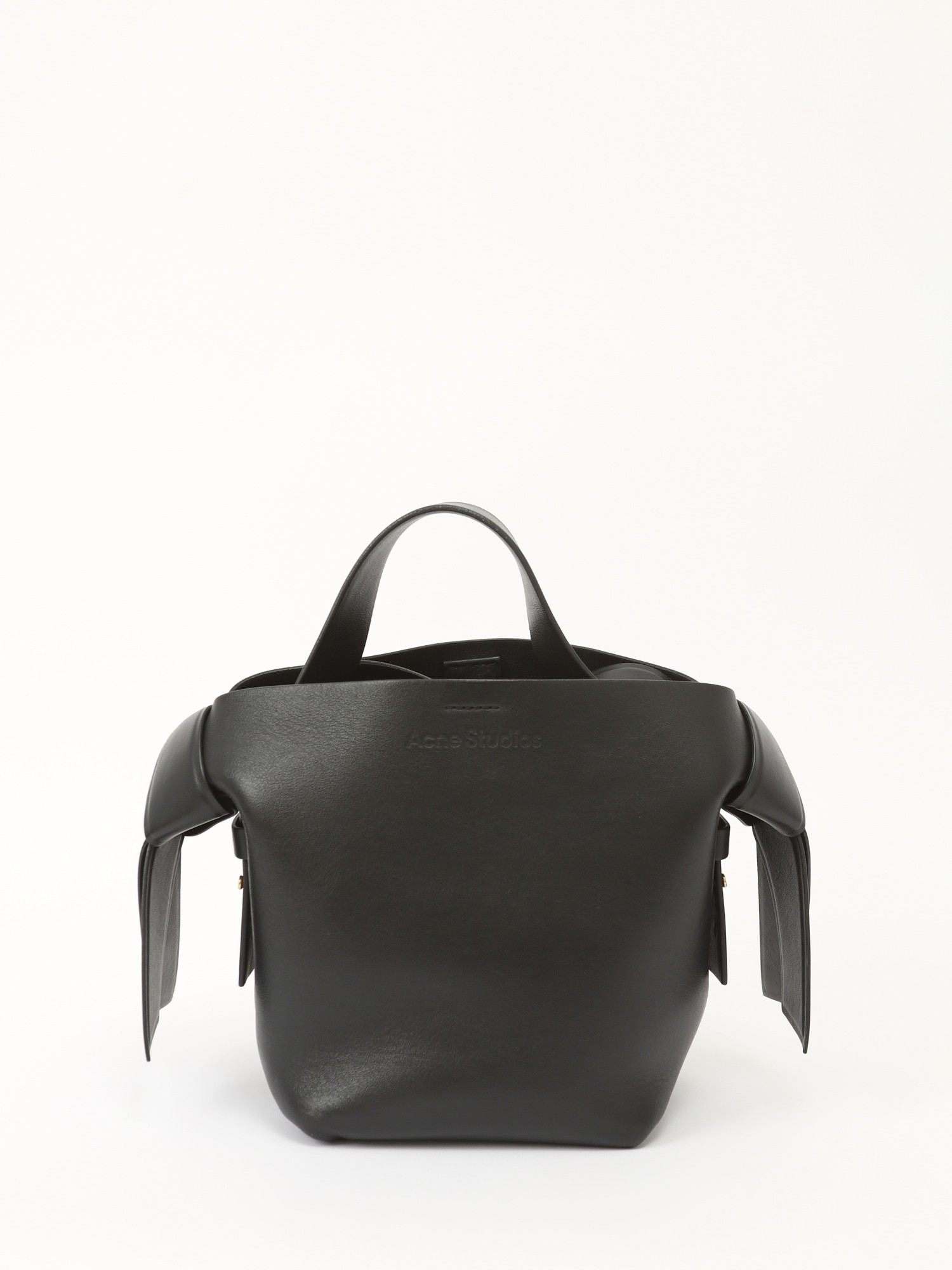 Acne Studios Musubi  0