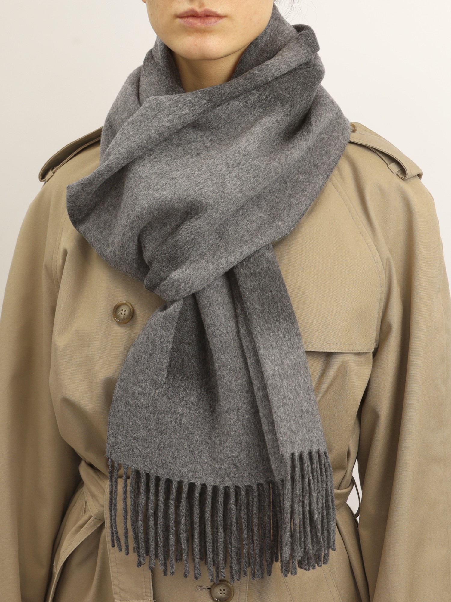 Loewe Scarf 1