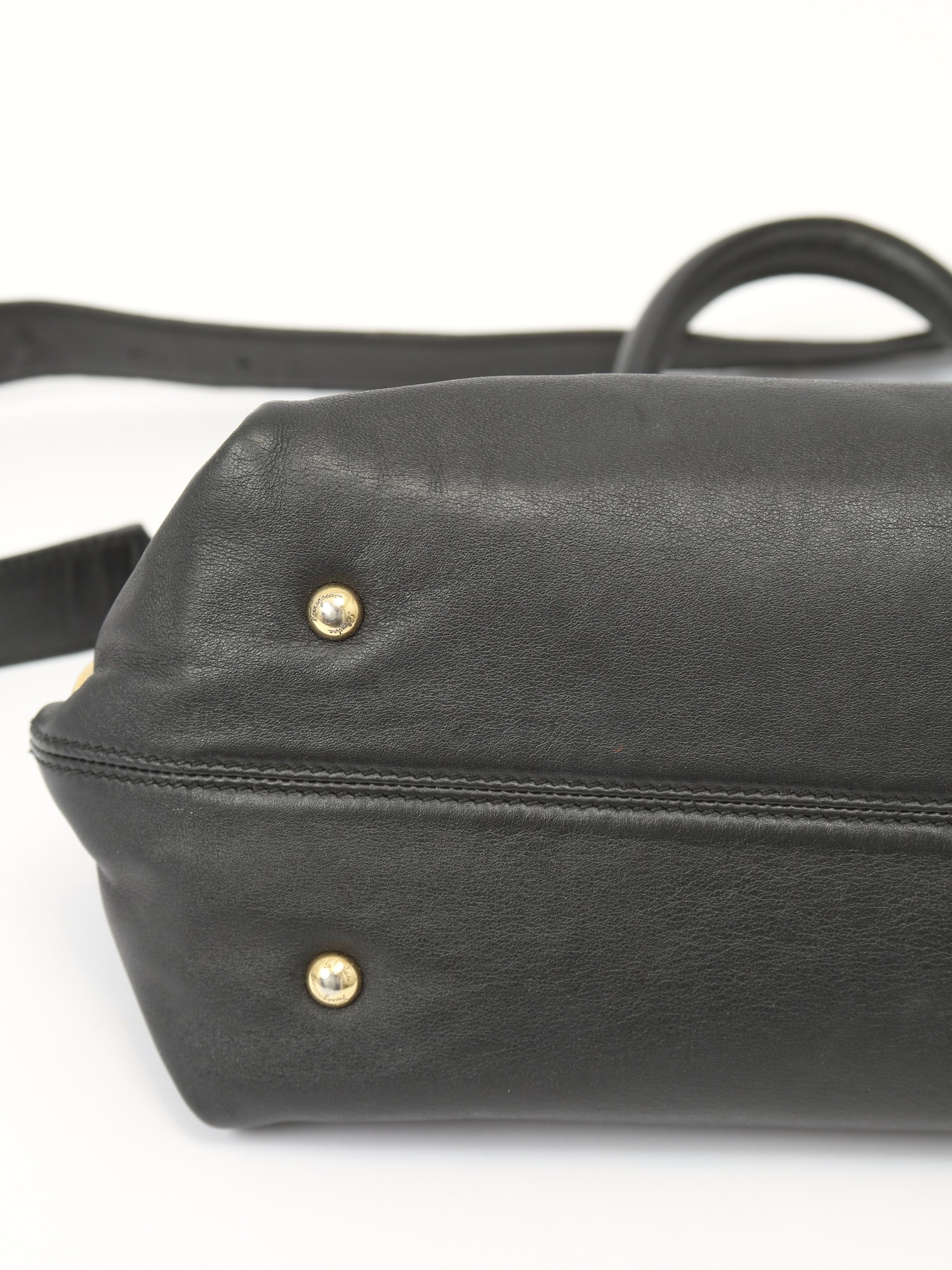 Salvatore Ferragamo Sofia 10