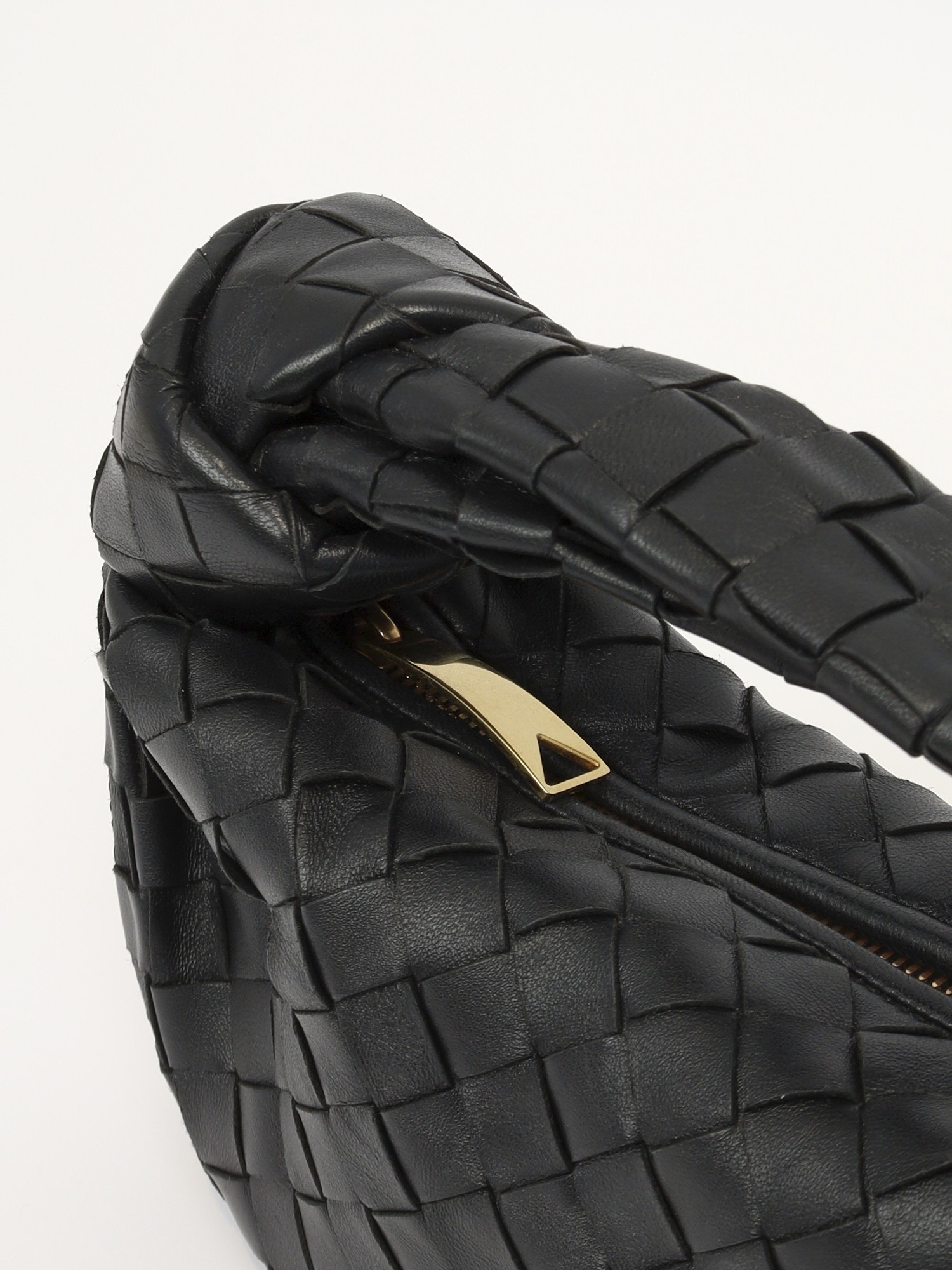 Bottega Veneta Jodie 4