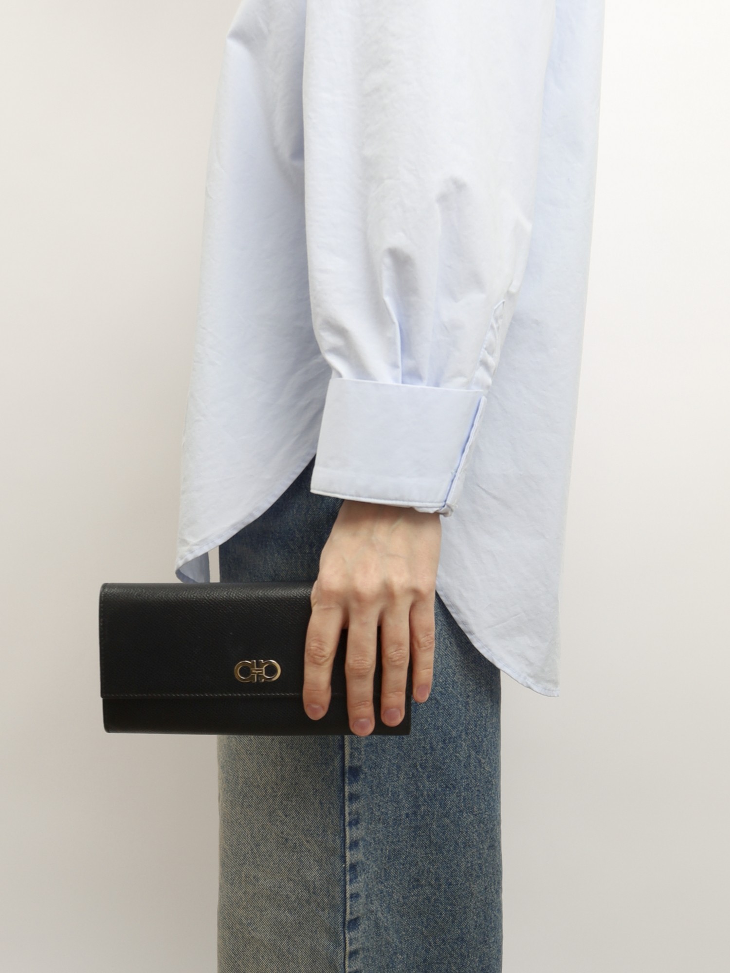 Salvatore Ferragamo Wallet  1