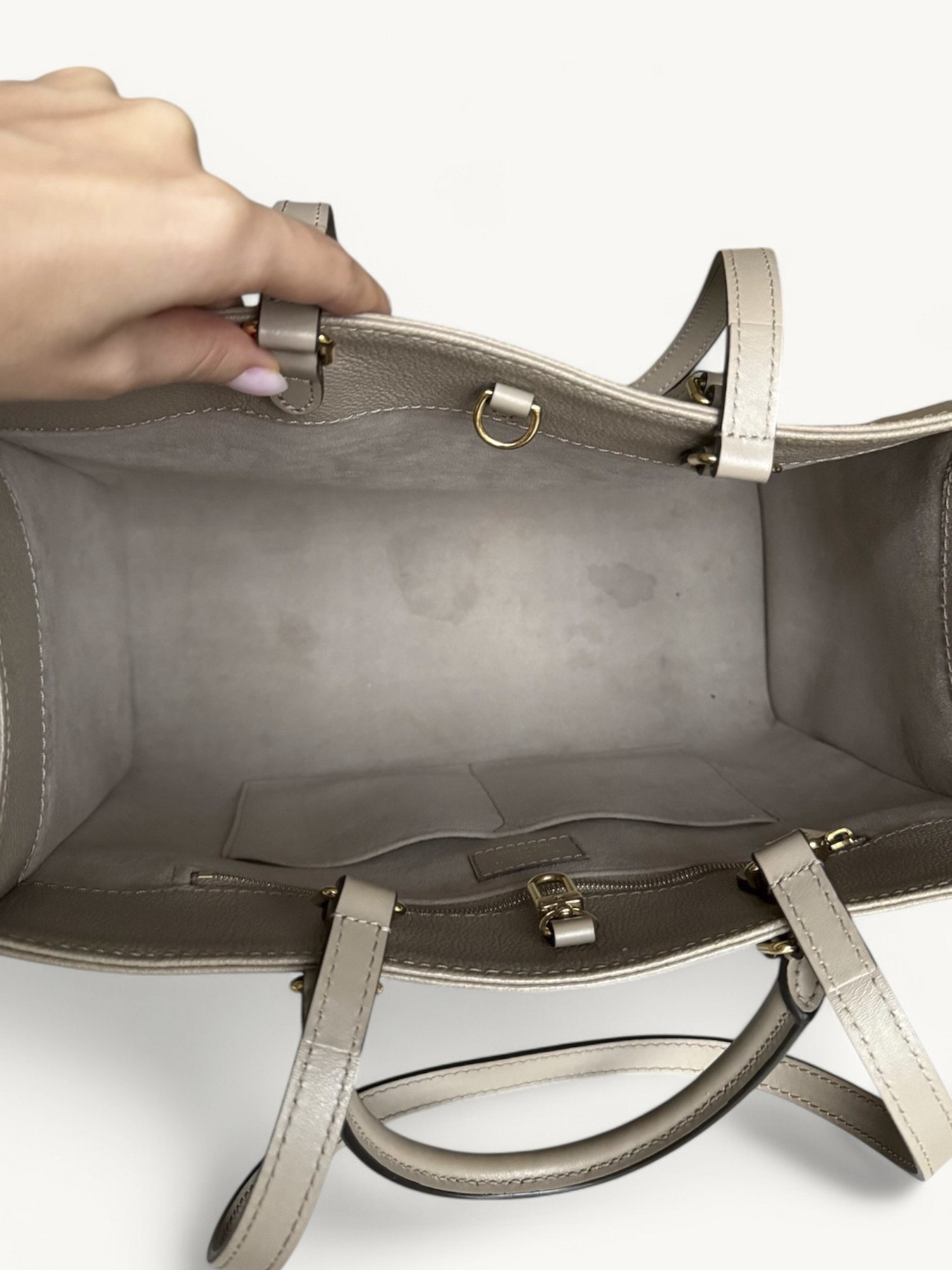 Louis Vuitton OnTheGo 3