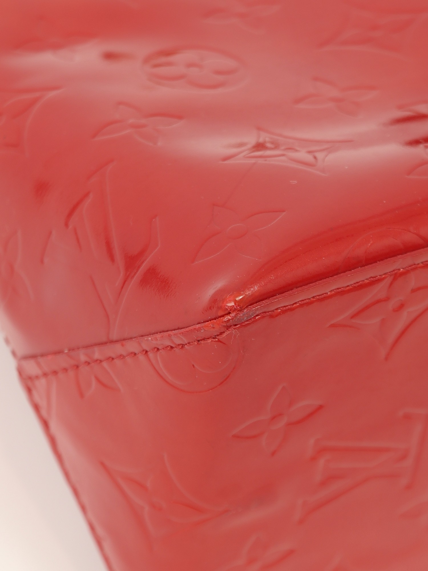 Louis Vuitton Reade 7