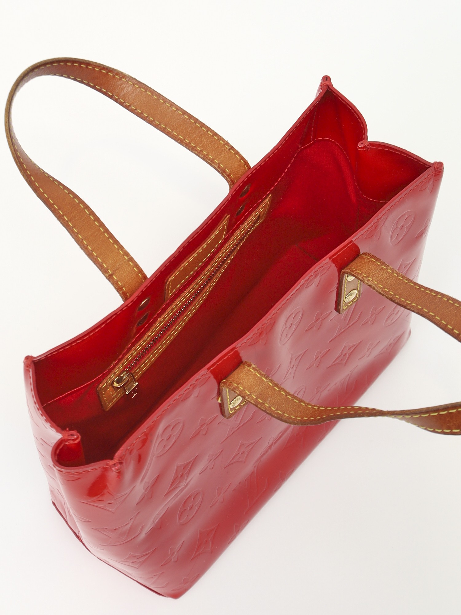 Louis Vuitton Reade 10