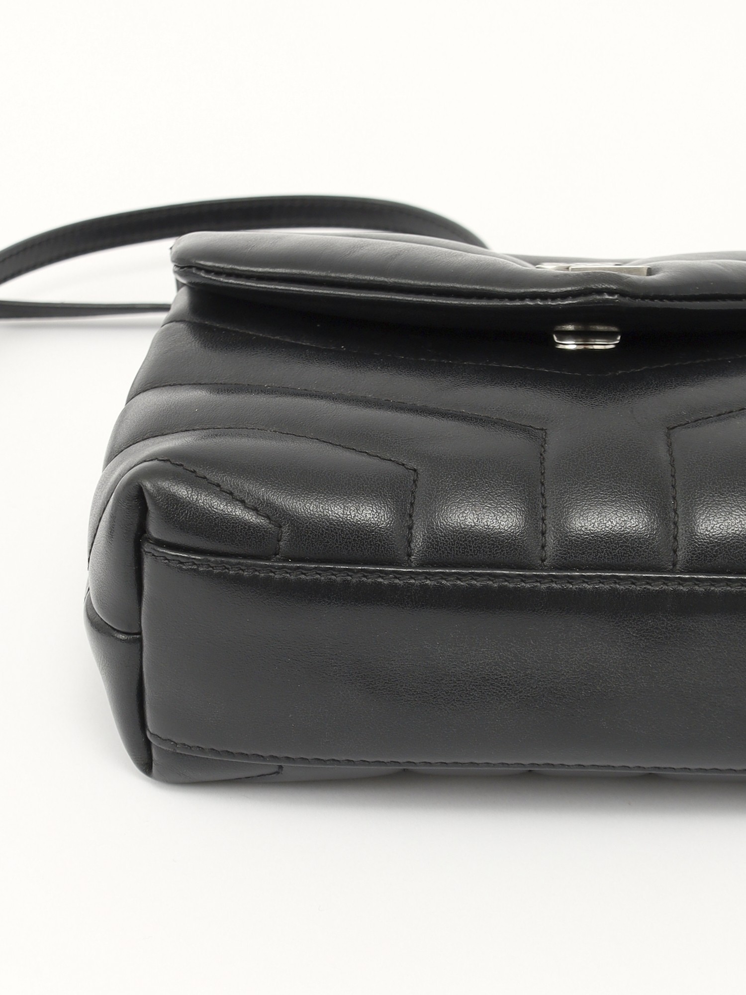 Saint Laurent Loulou 6