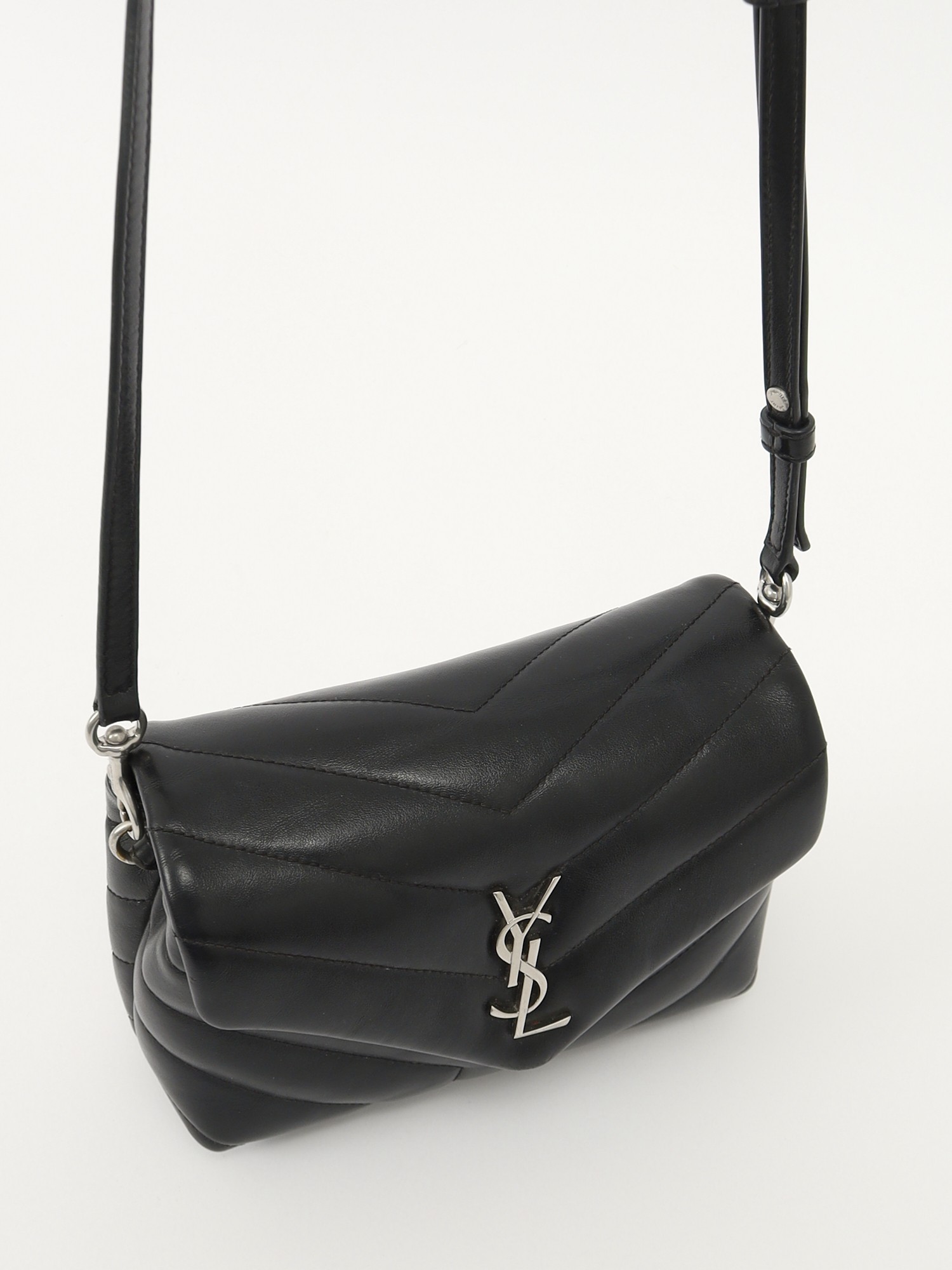 Saint Laurent Loulou 4