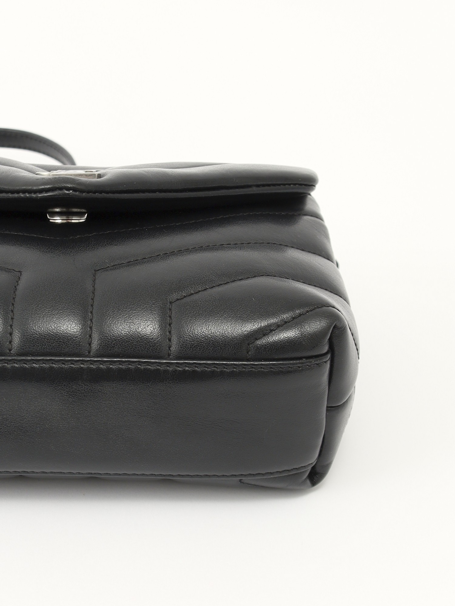 Saint Laurent Loulou 7