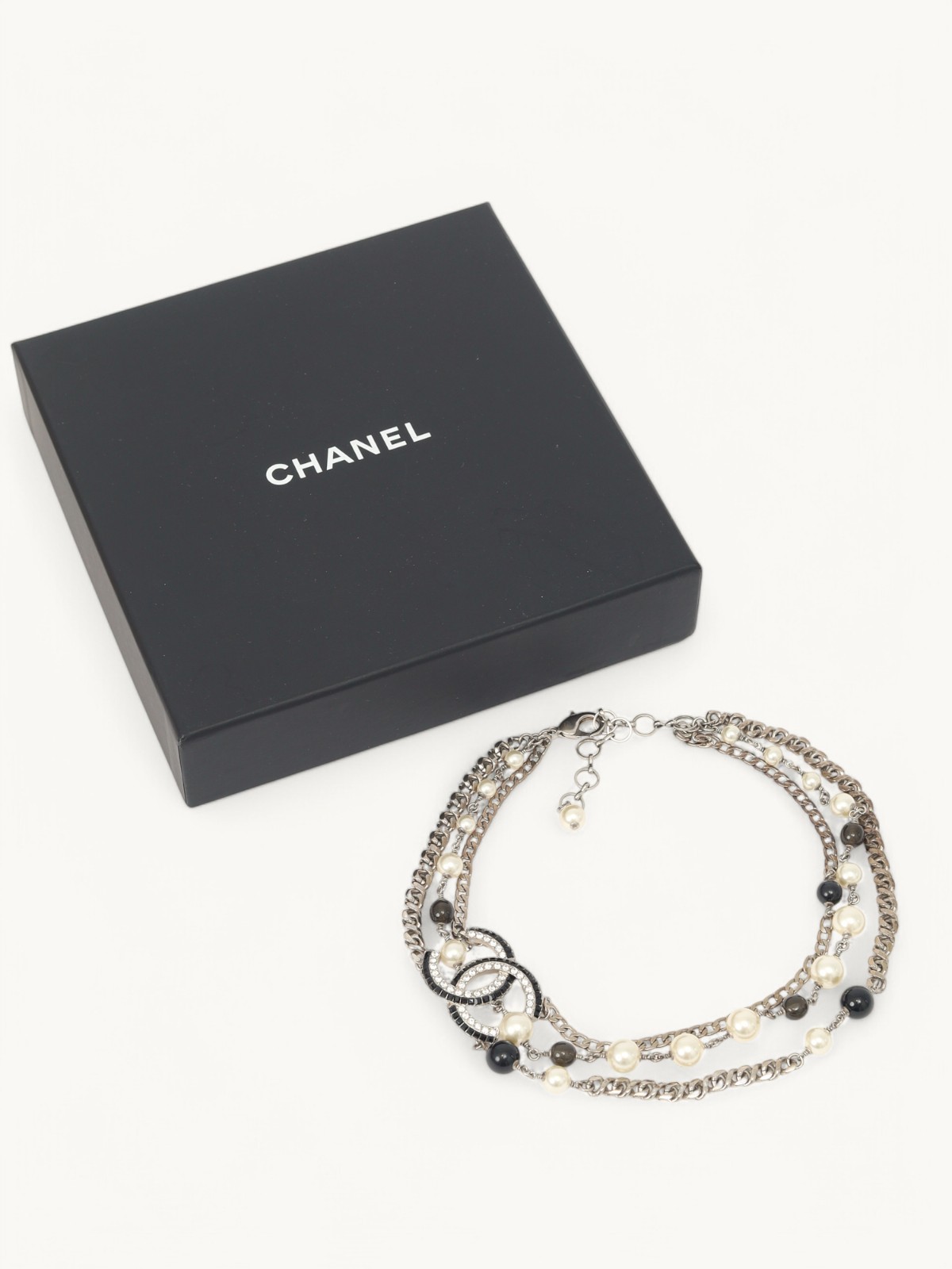 Chanel Necklace 5