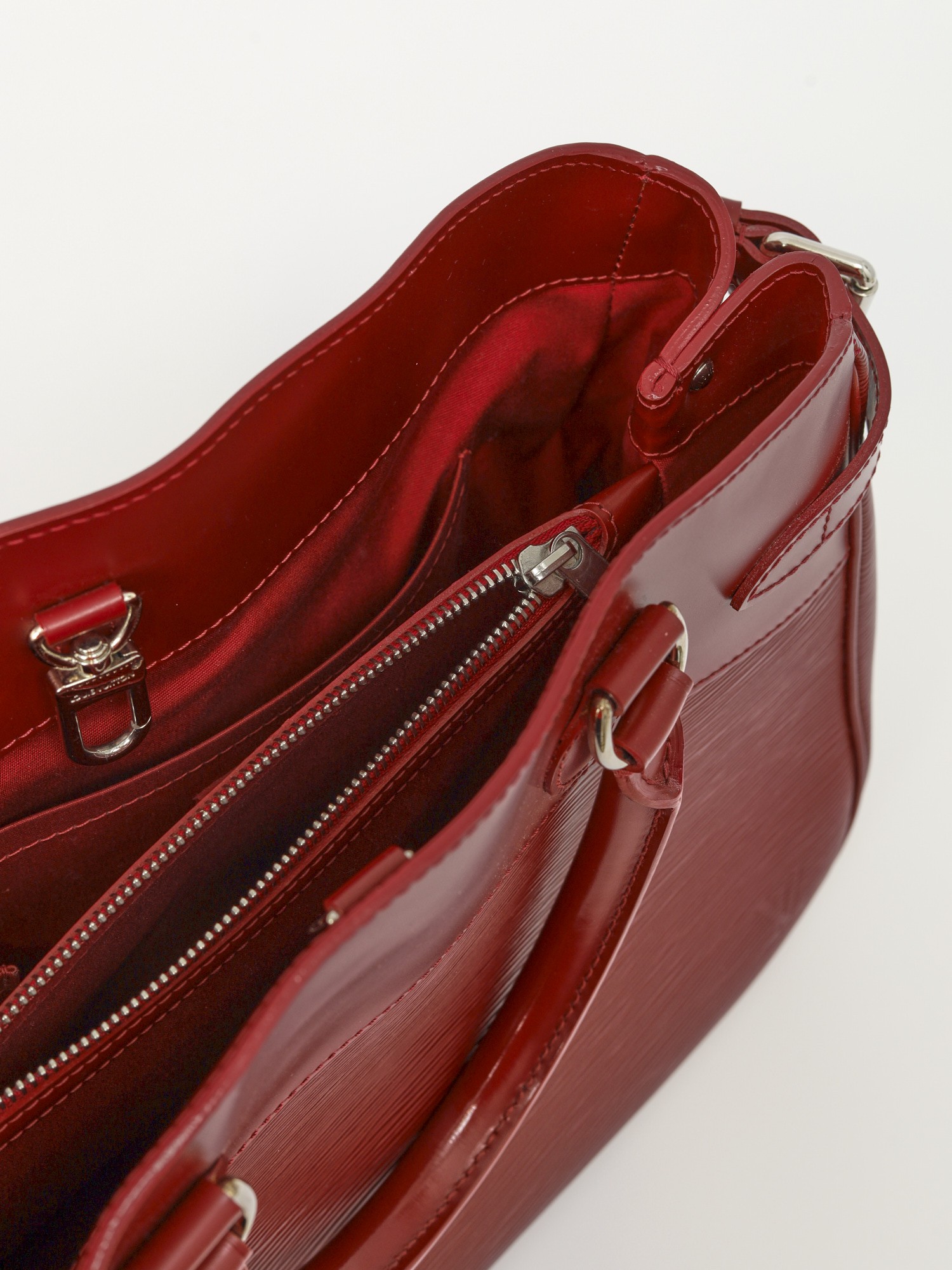 Louis Vuitton Passy 8