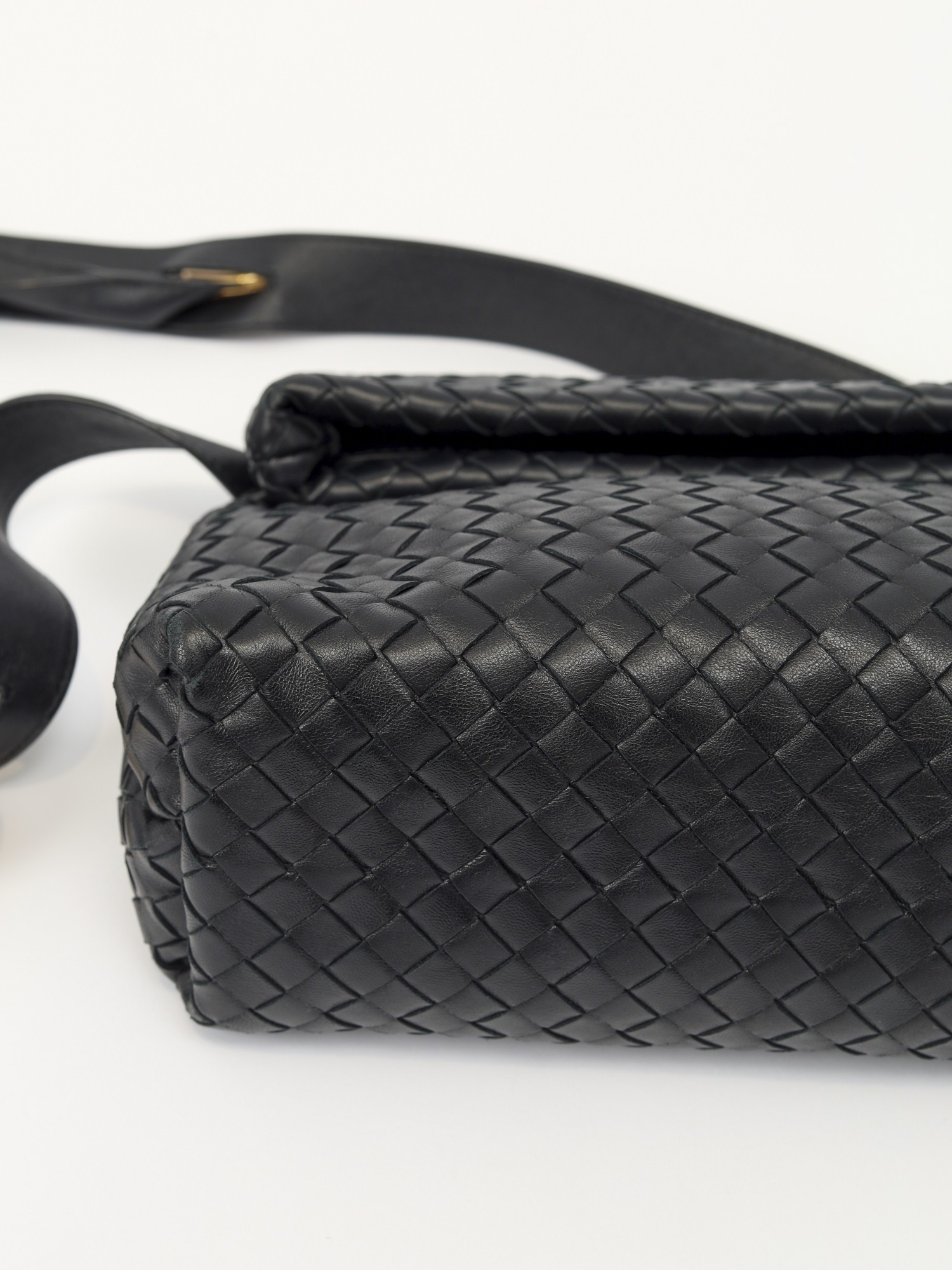 Bottega Veneta BV Fold 6
