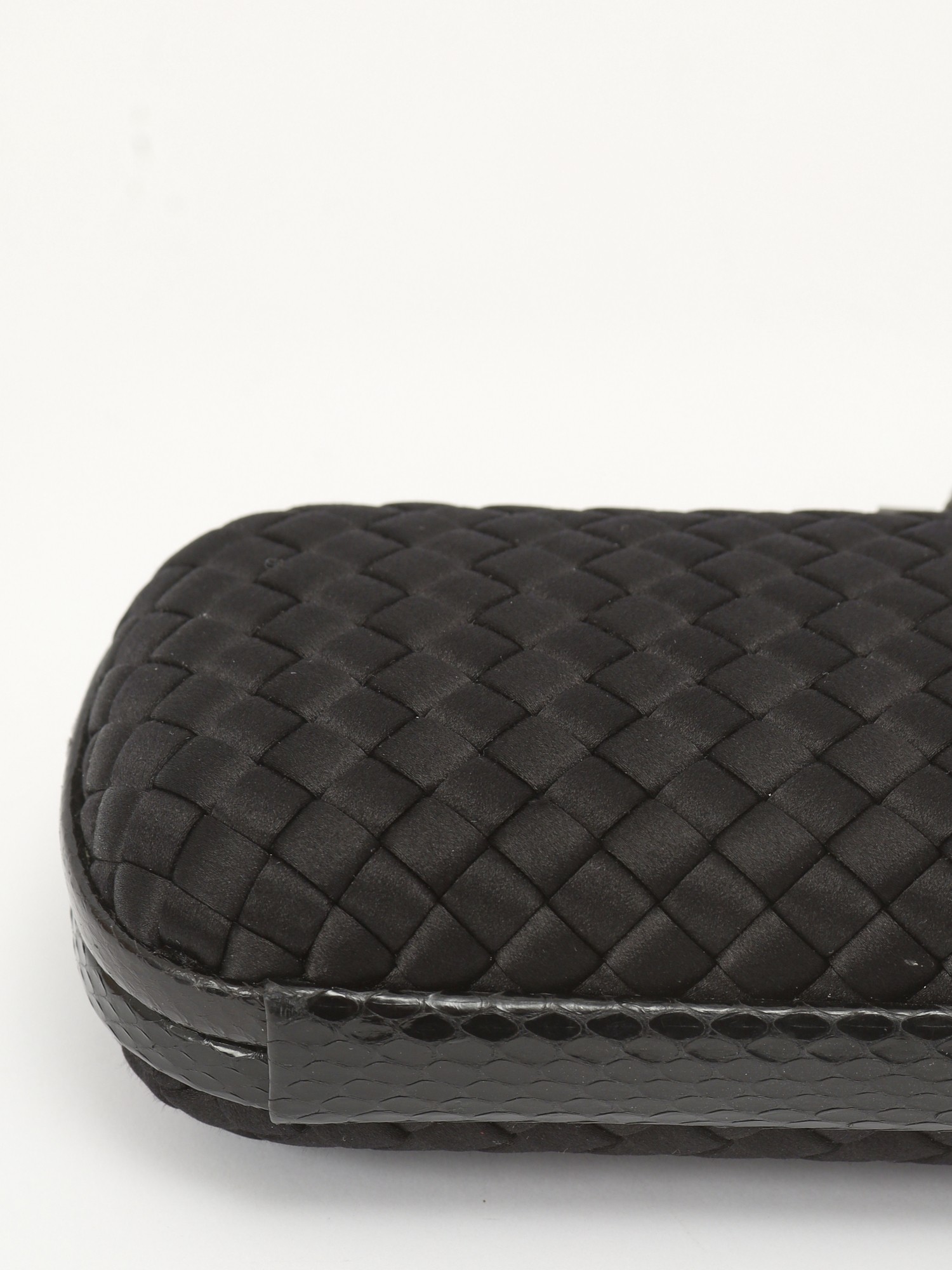 Bottega Veneta Knot 5