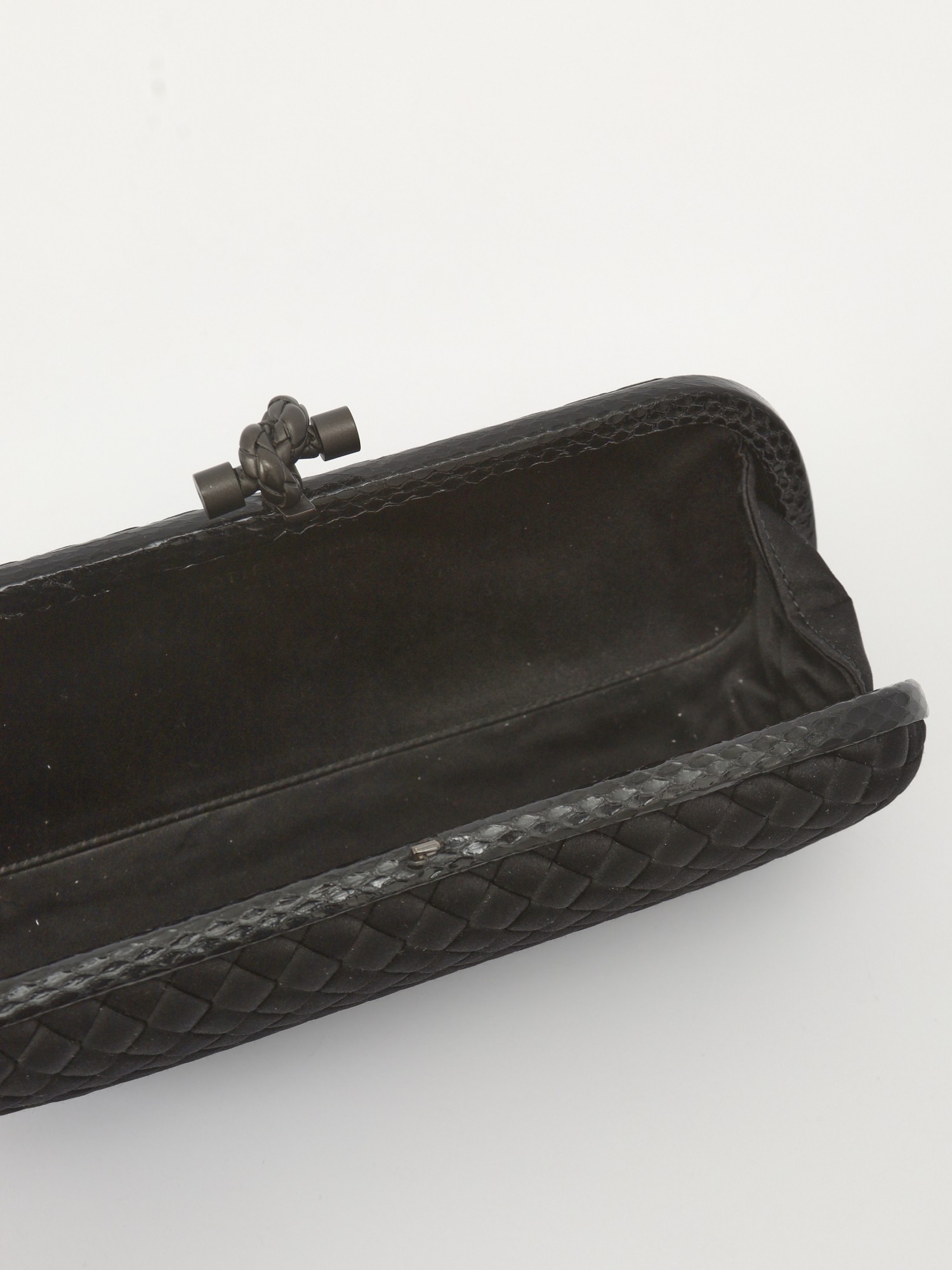 Bottega Veneta Knot 7