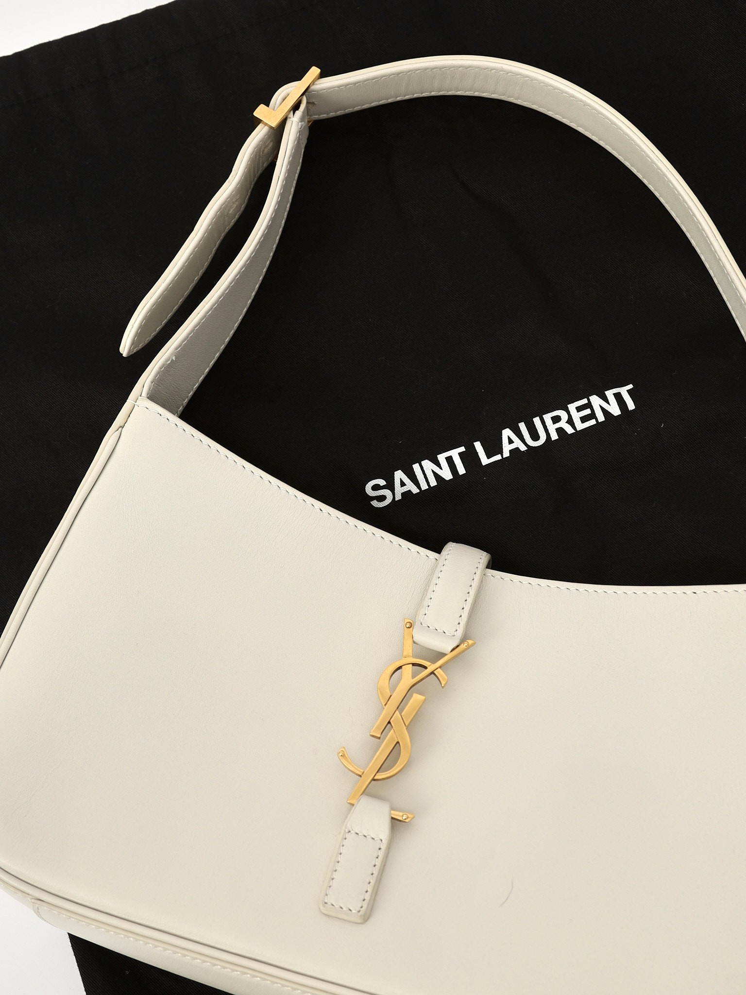Saint Laurent Le 5 a 7 8